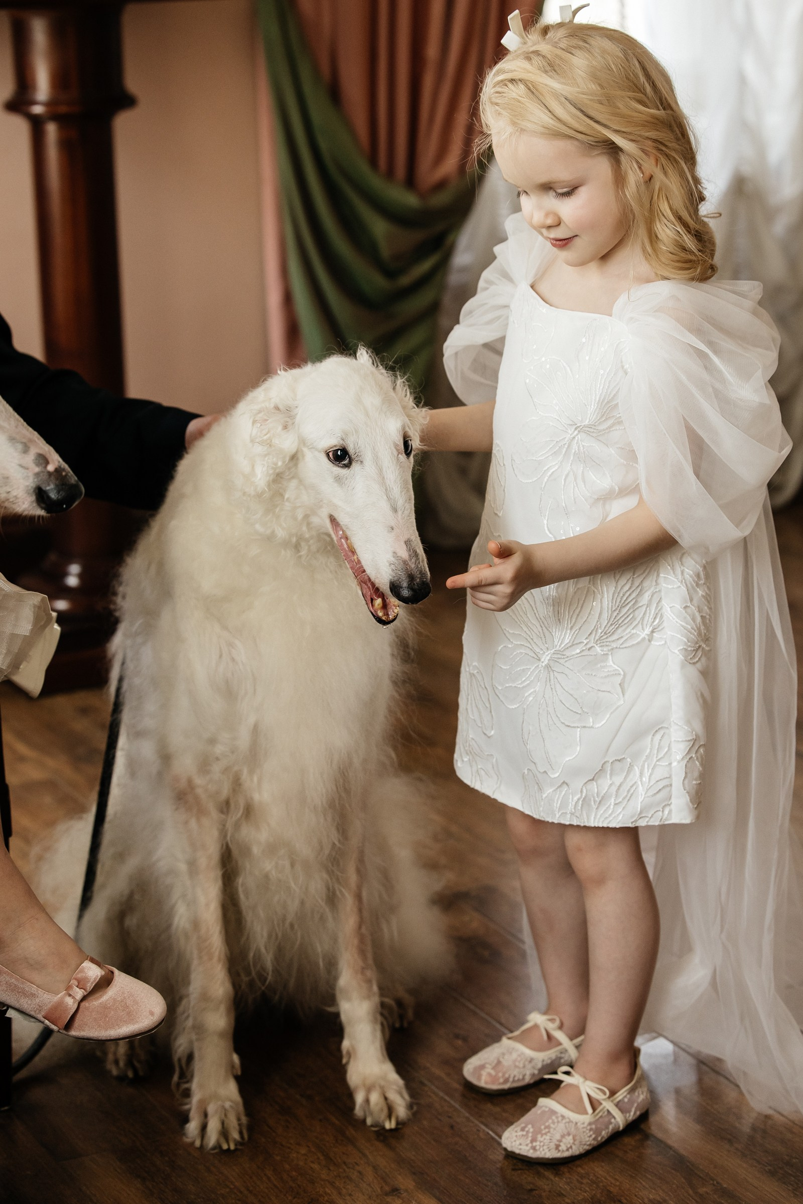 Свадебная фотосессия в усадьбе Середниково. Свадебный фотограф в Москве Элина Ларченкова. Фото, которые цепляют