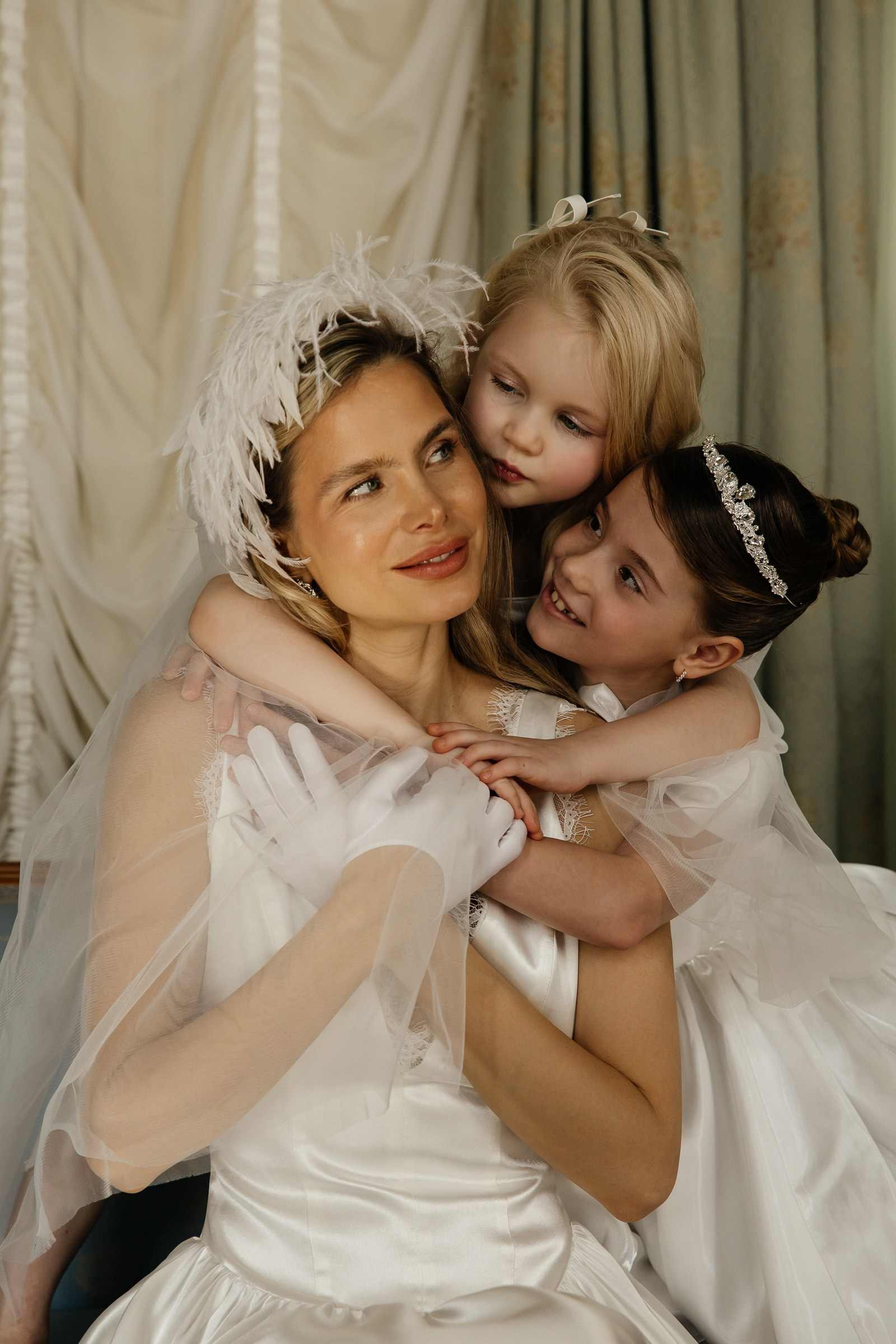 Свадебная фотосессия в усадьбе Середниково. Свадебный фотограф в Москве Элина Ларченкова. Фото, которые цепляют