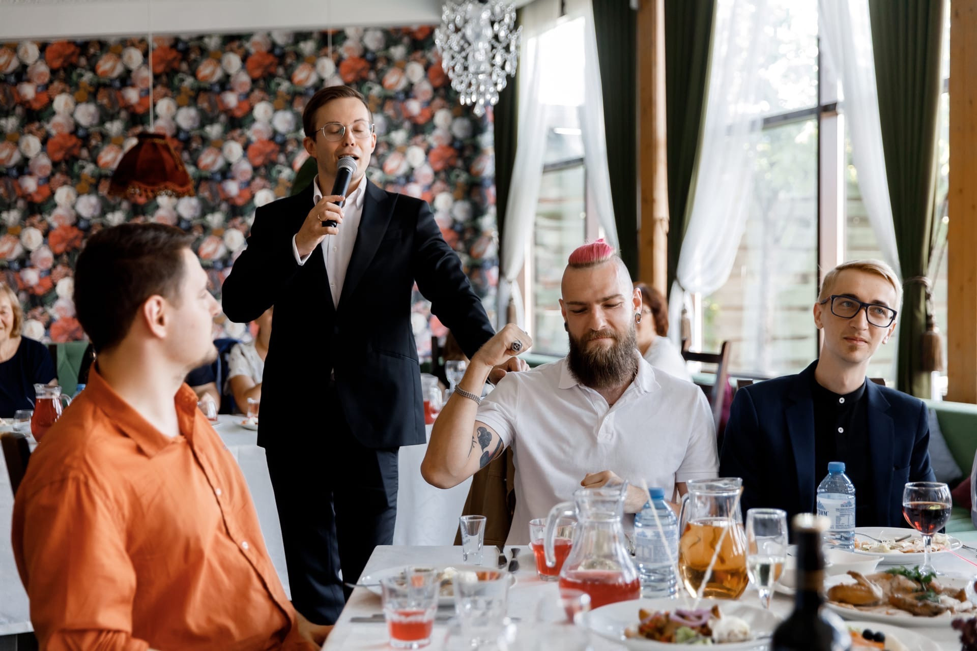 День рождения. Ведущий в Москве Никита Колотушкин