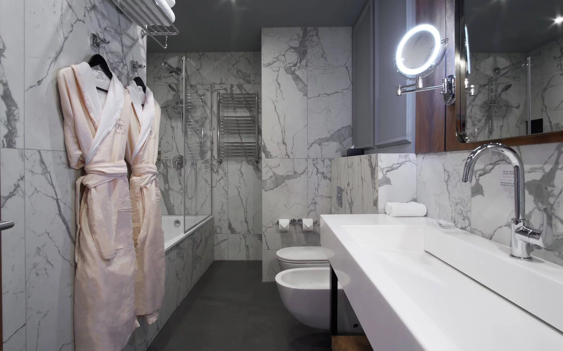 Рекомендуемые отели в Ростове-на-Дону для фотосъемки свадебных сборов