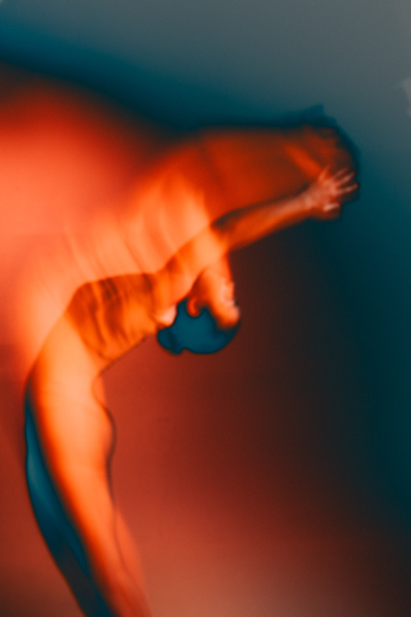 Works. Фотограф с цветным светом и оператор в Москве | Лиля Кичигина