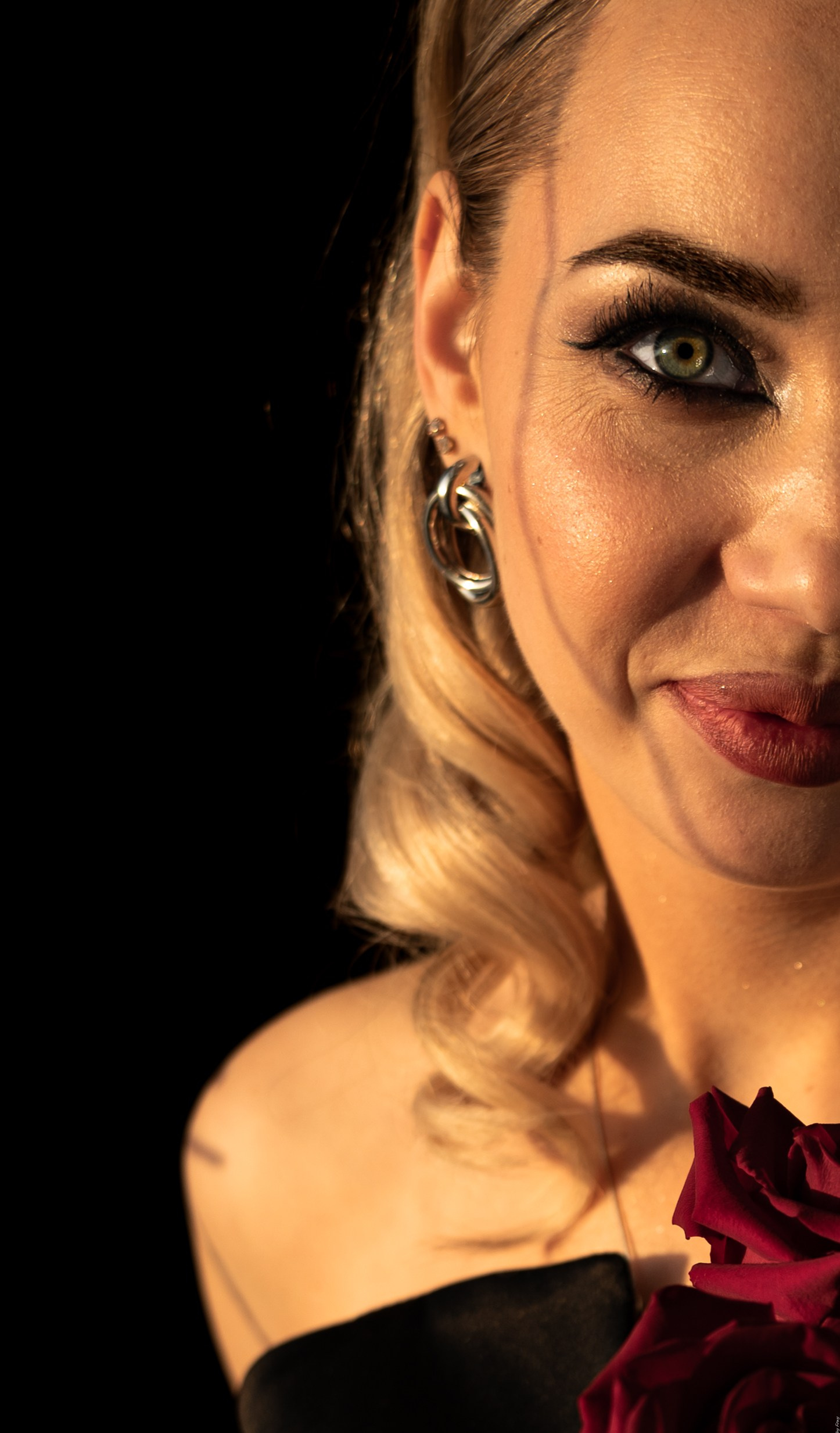 Импровизация на закате с именинницей (основная задача: съёмка гостей на фотозоне). Фотограф мероприятий и студийные съёмки в Челябинске Евгения Foxy