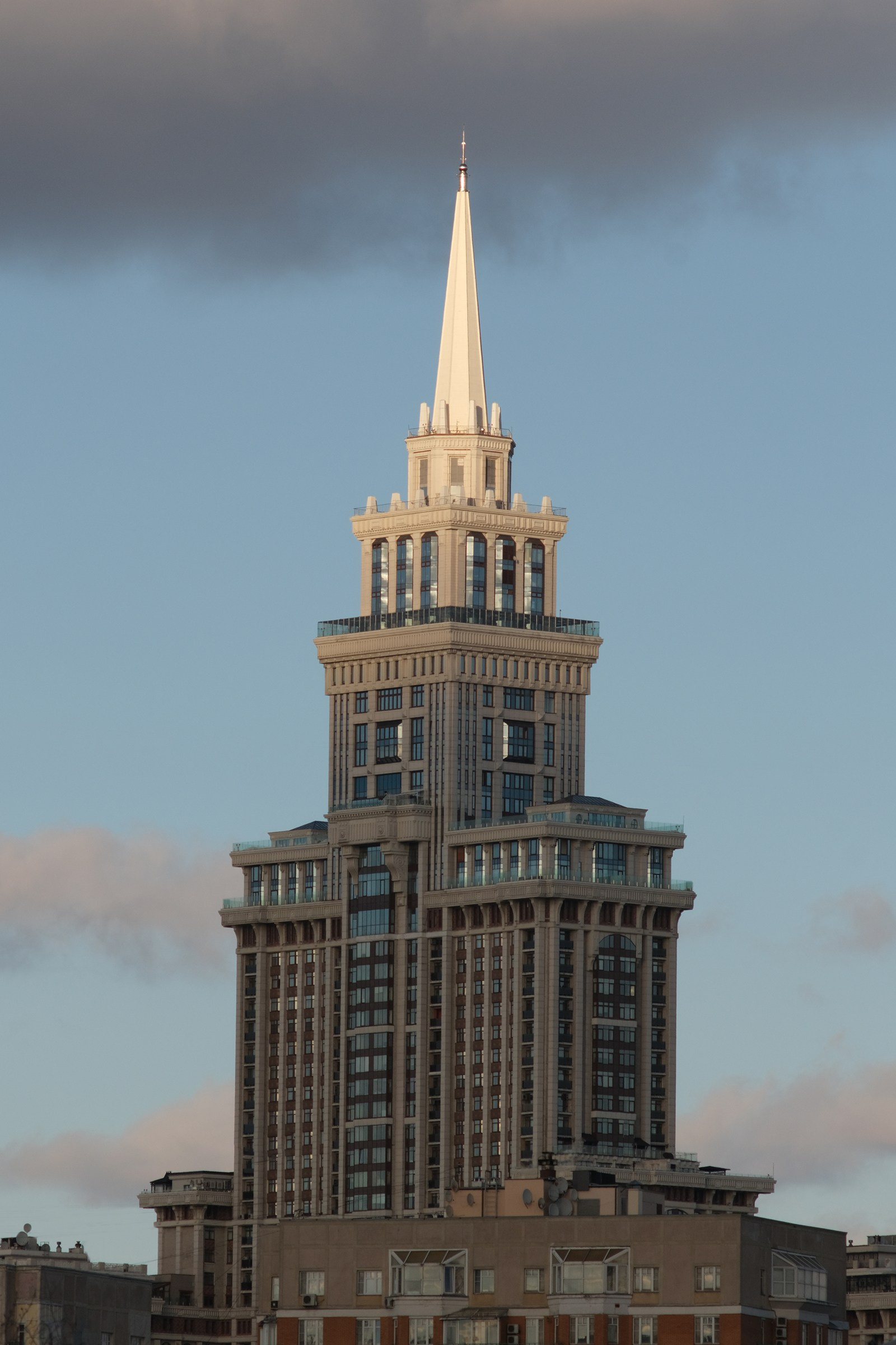 Фотографии города, архитектуры, цветов, макро, кошек. Москва