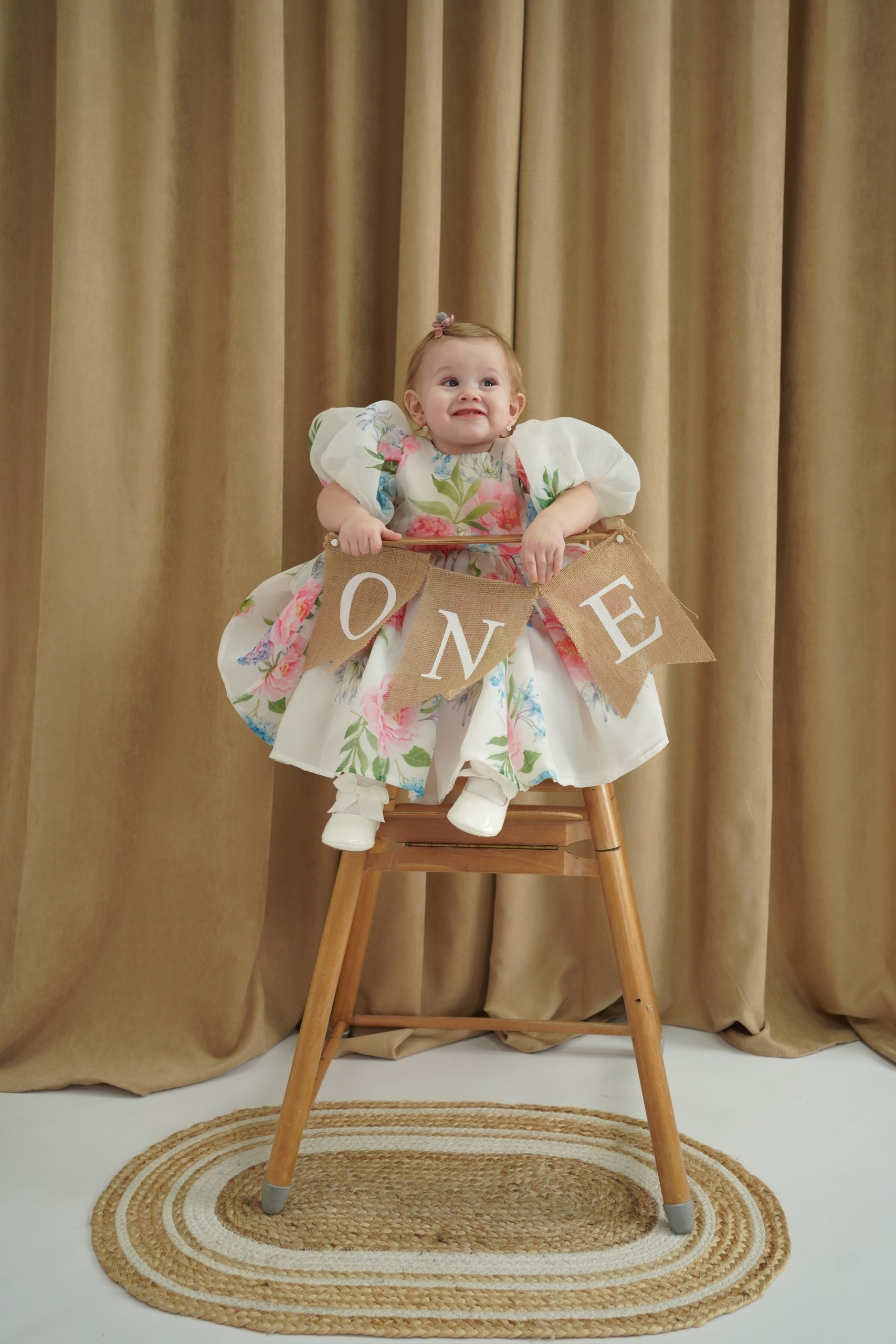 Фотоссесия на Годик для Девочки. Детская Фотостудия ГОДОВАСИКИ в Санкт-Петербурге фотосесия на годик