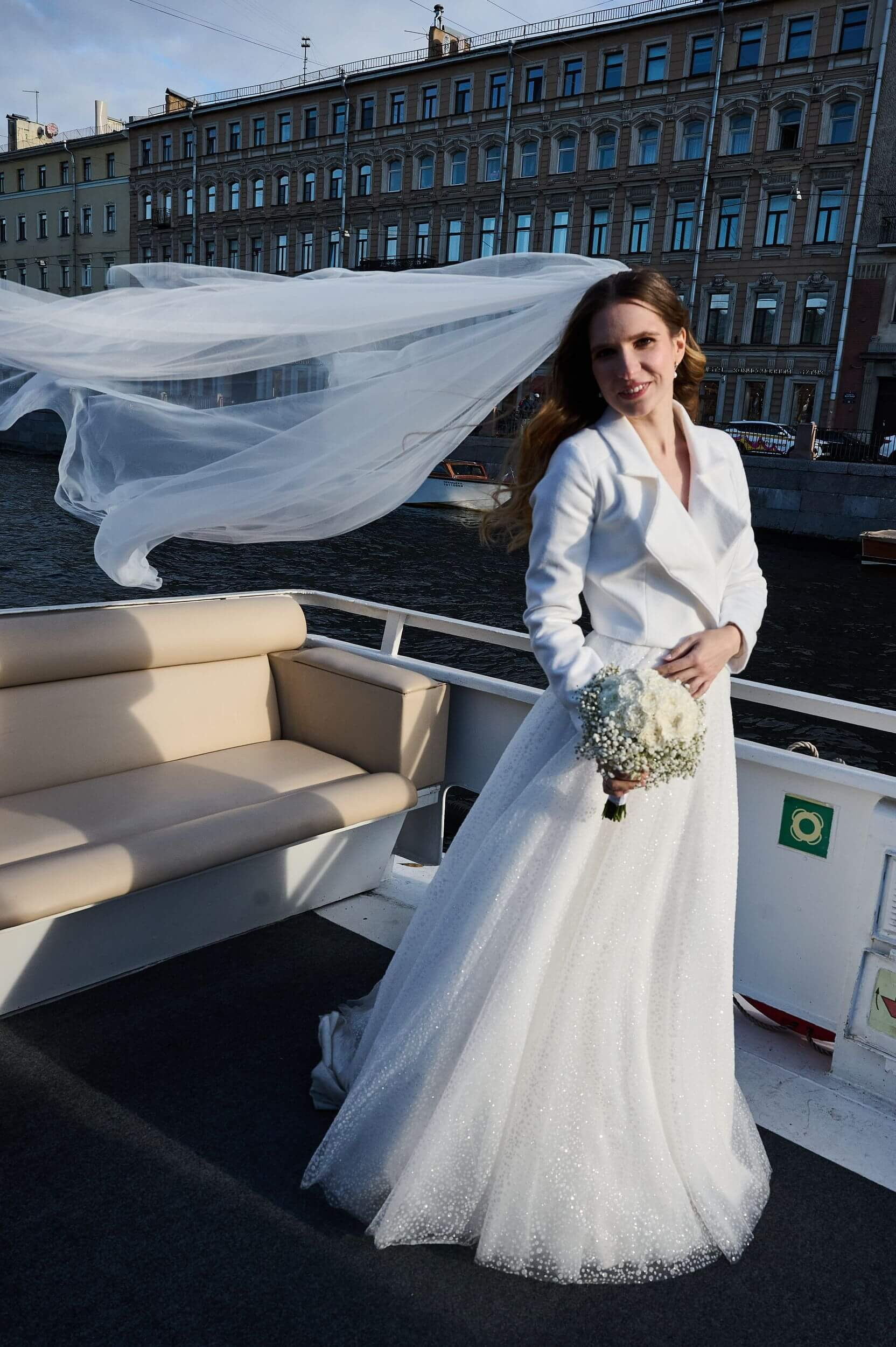 Свадебный фотограф СПб — свадьба в Академии Штиглица и втором дворце на Фурштатской. Свадебный фотограф в Санкт-Петербурге Петергофе Пушкине Саша Галлс / Александр Галлс