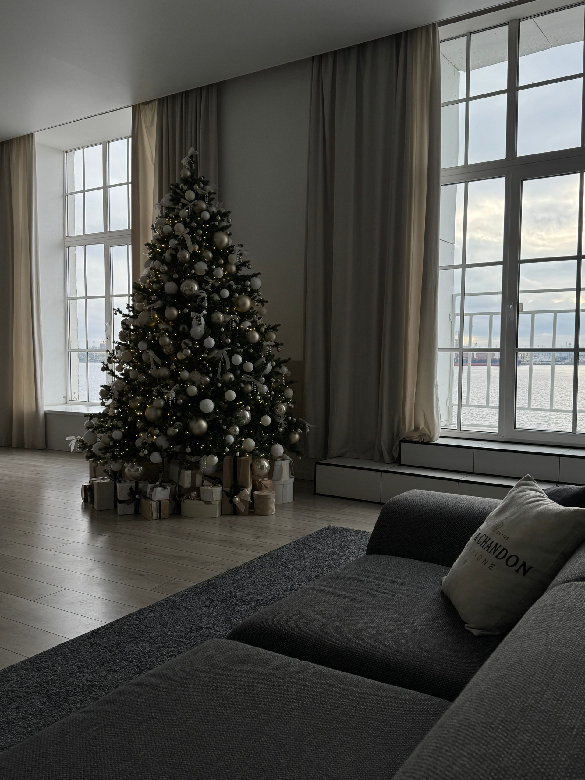 Новогодние студии, Новогодние залы для фотосессии в Санкт-Петербурге. Новогодние семейные фотосессии в СПб. Женский фотограф Санкт-Петербург Александра Колий