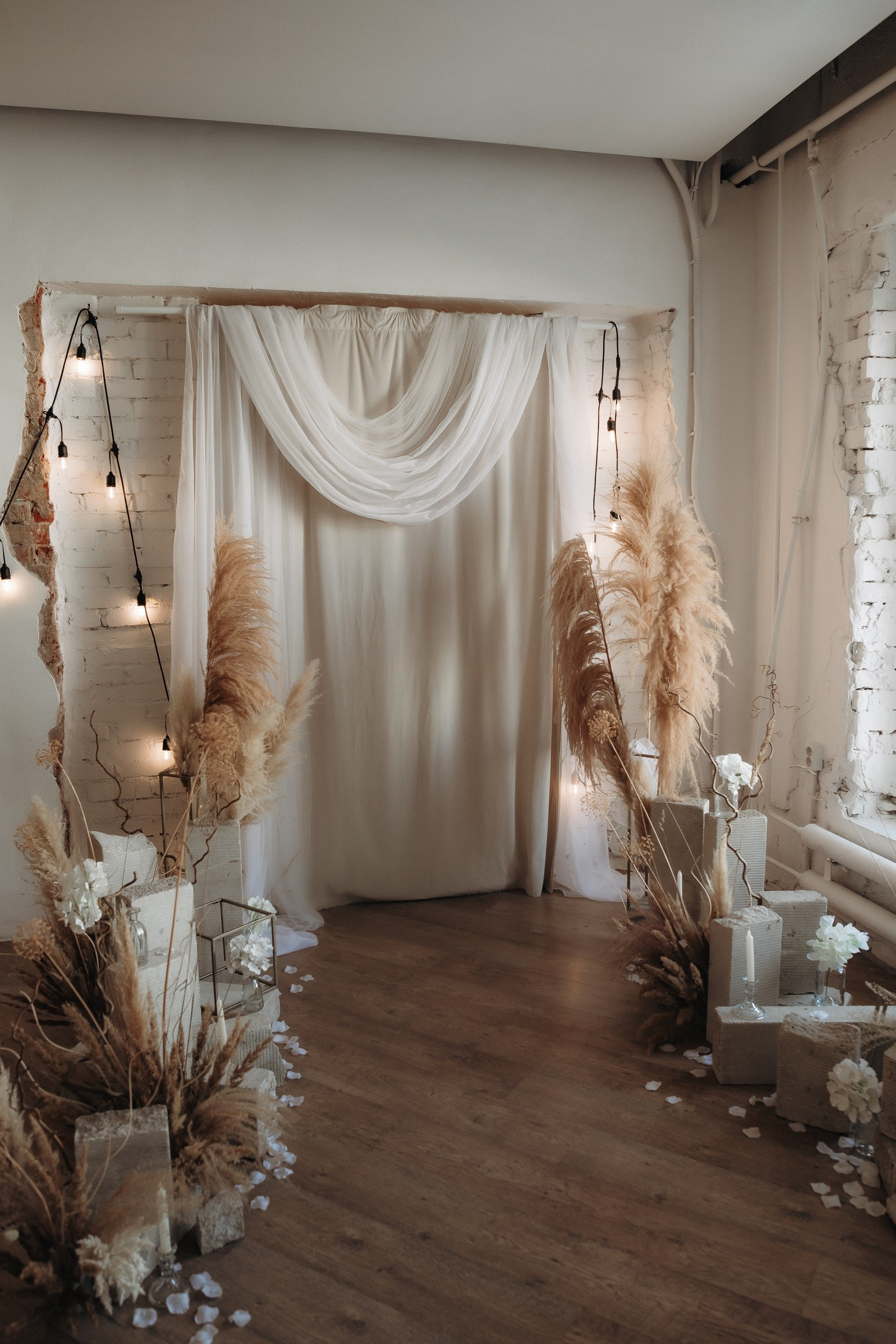 Фотостудии и пространства Перми для свадебной фотосессии. Свадебный фотограф Пермь