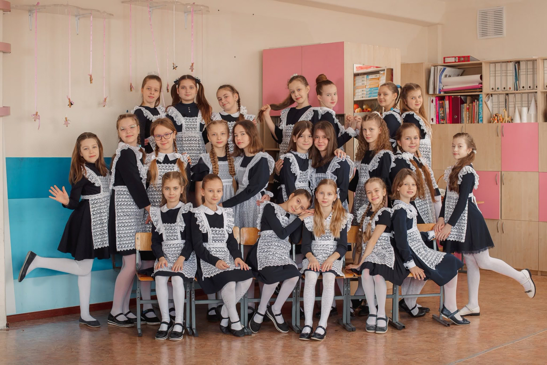 Выпускные альбомы для 4 классов. Семейный и детский фотограф в Туле