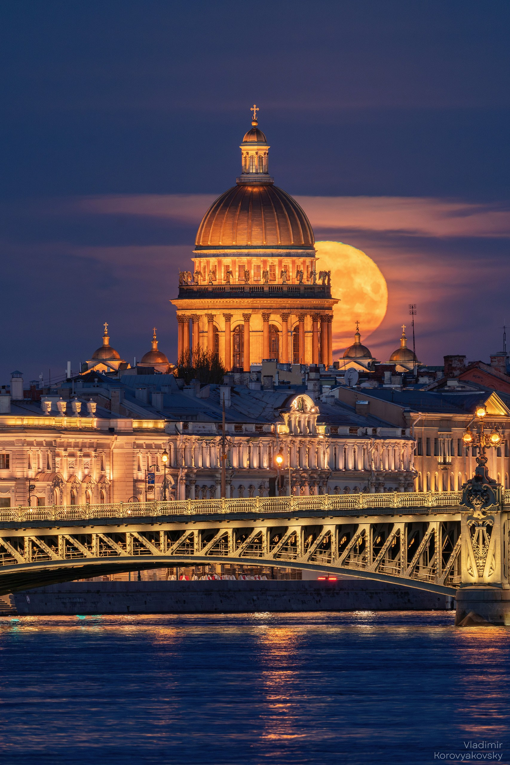 City landscape. Photographer Vladimir Korovyakovsky