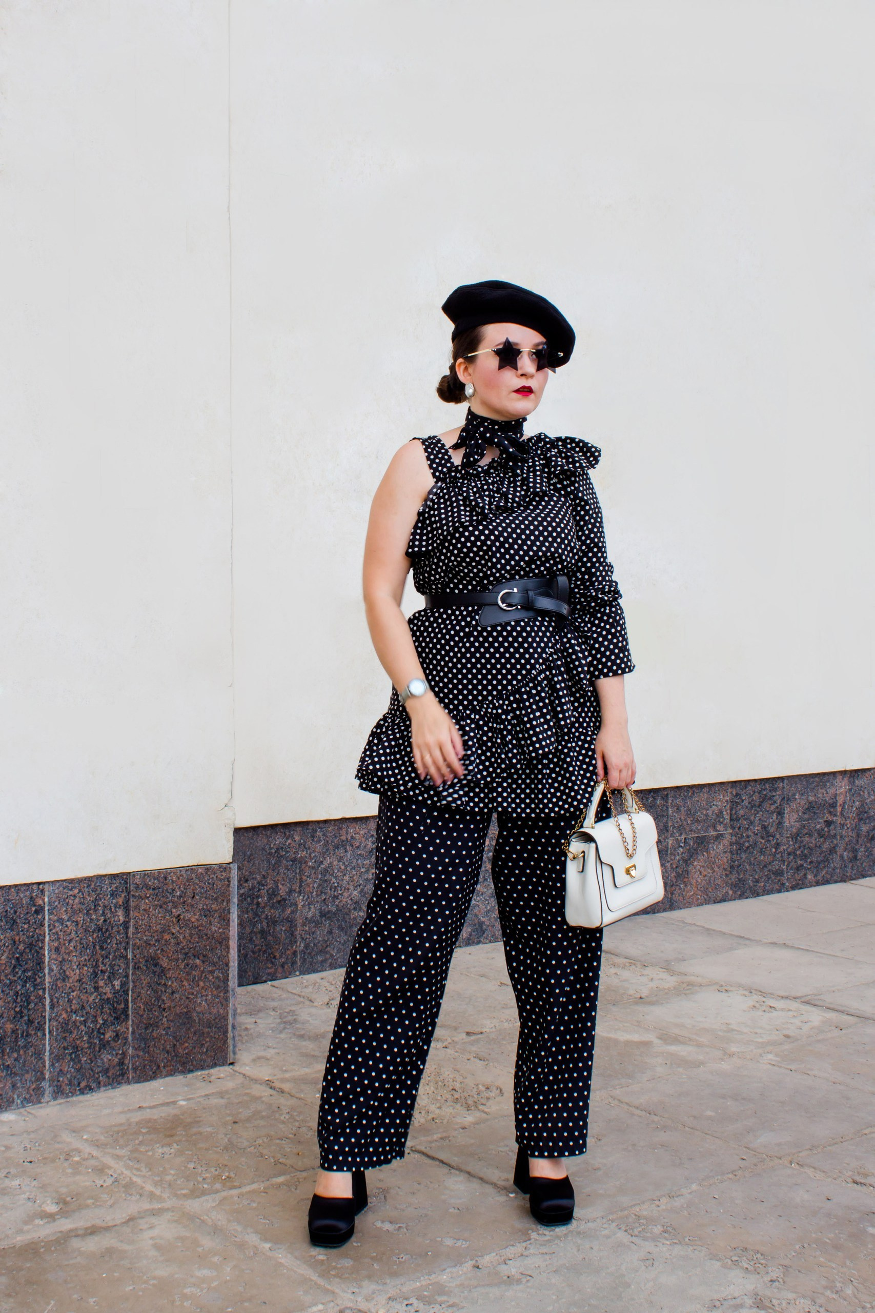 Досье. Натали де Шан. Школа креативной fashion-рекламы