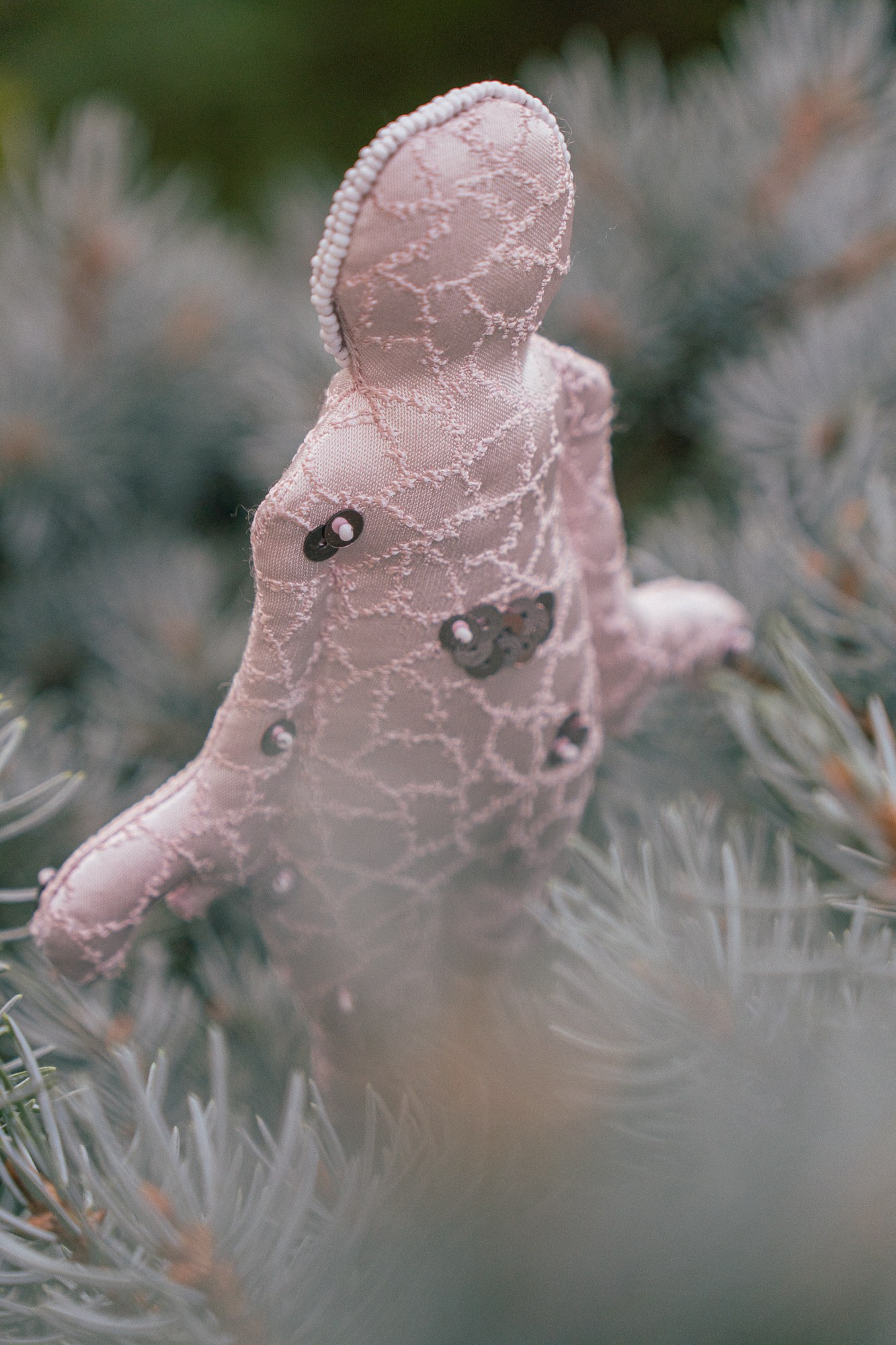 Little dolls for my friends. Eliza Ari | visual artist