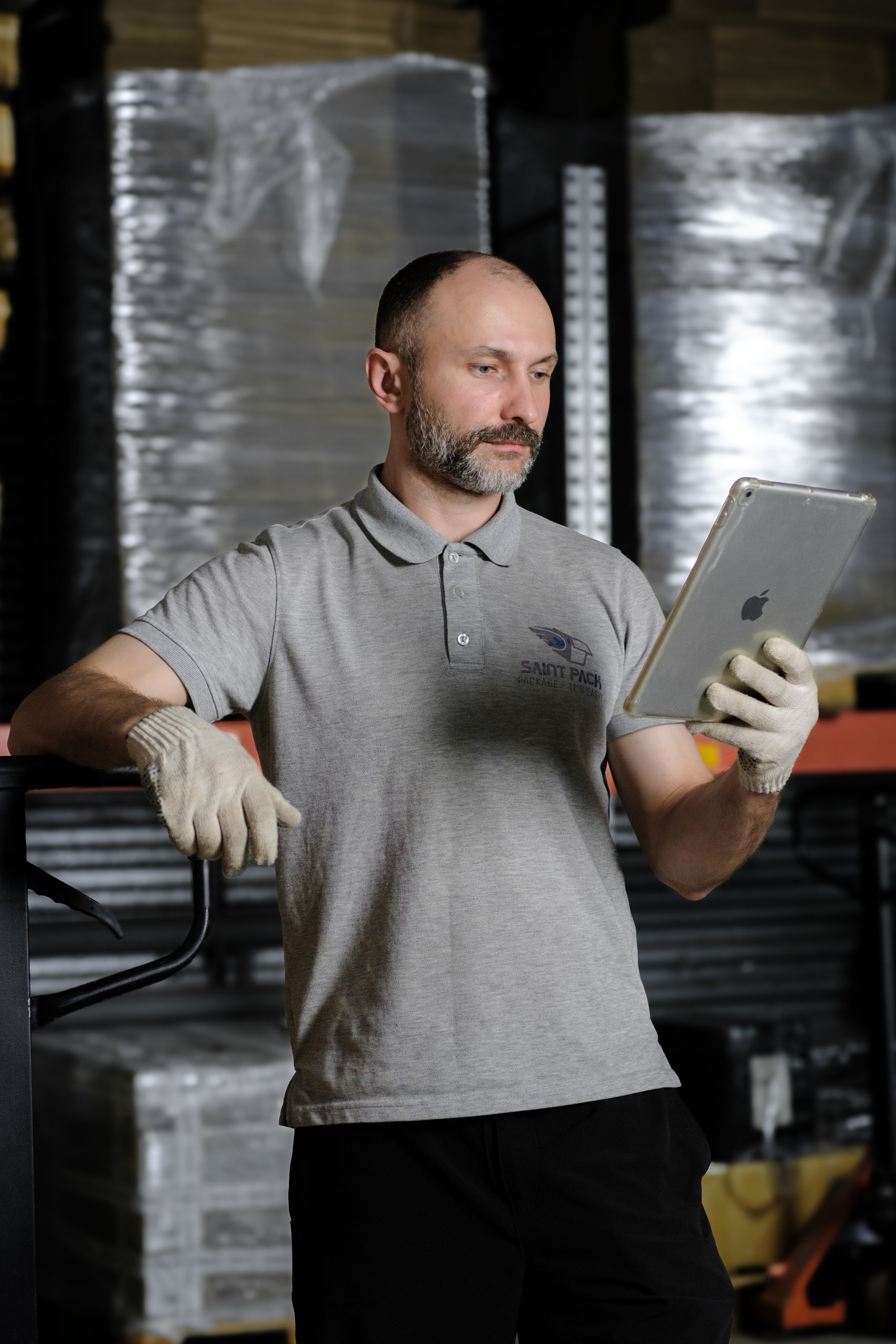 SaintPack, фуллфилмент. Интерьерный фотограф и видеограф в Санкт-Петербурге Вадим Балбашевский