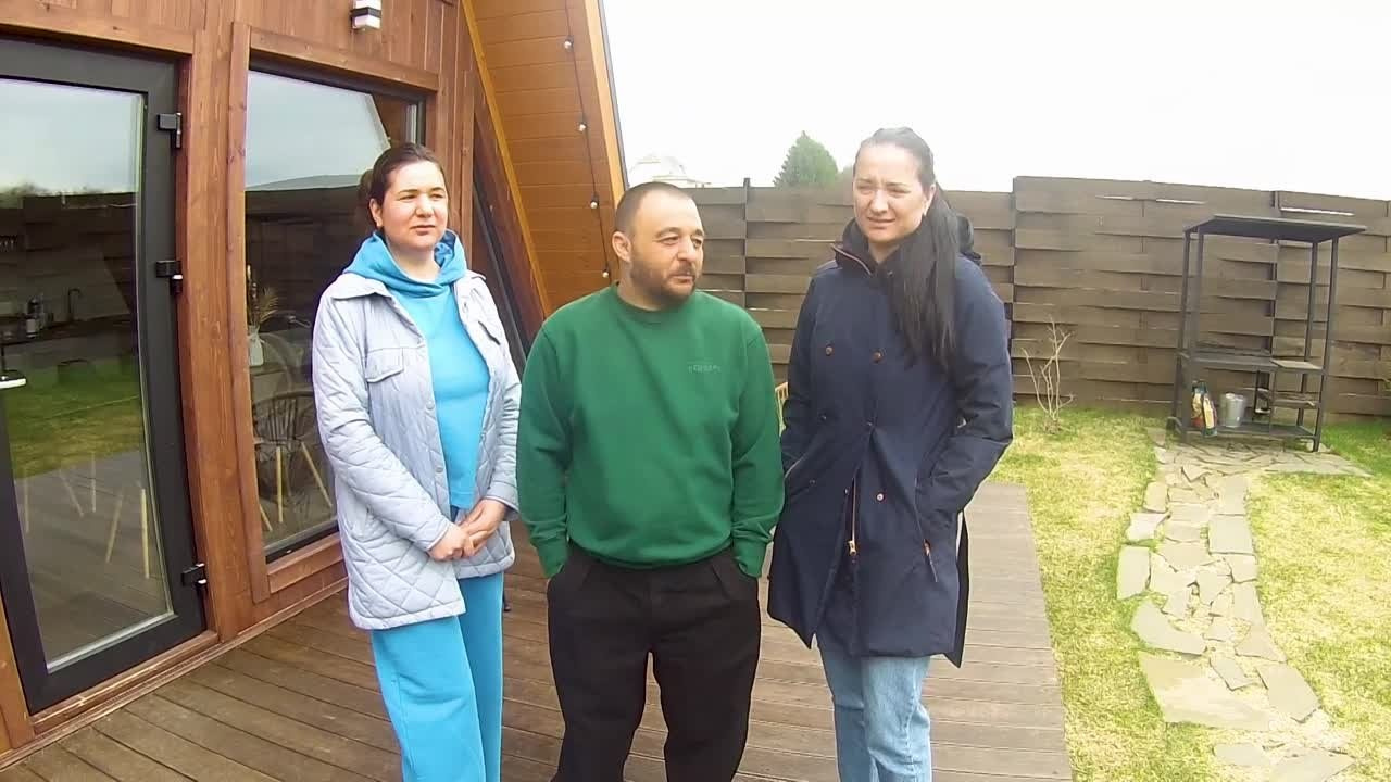 Афрейм для отдыха с баней, чаном подмосковье - заказать, забронировать. Коттедж А-фрейм с баней и уличным чаном в Подмосковье - в аренду для отдыха