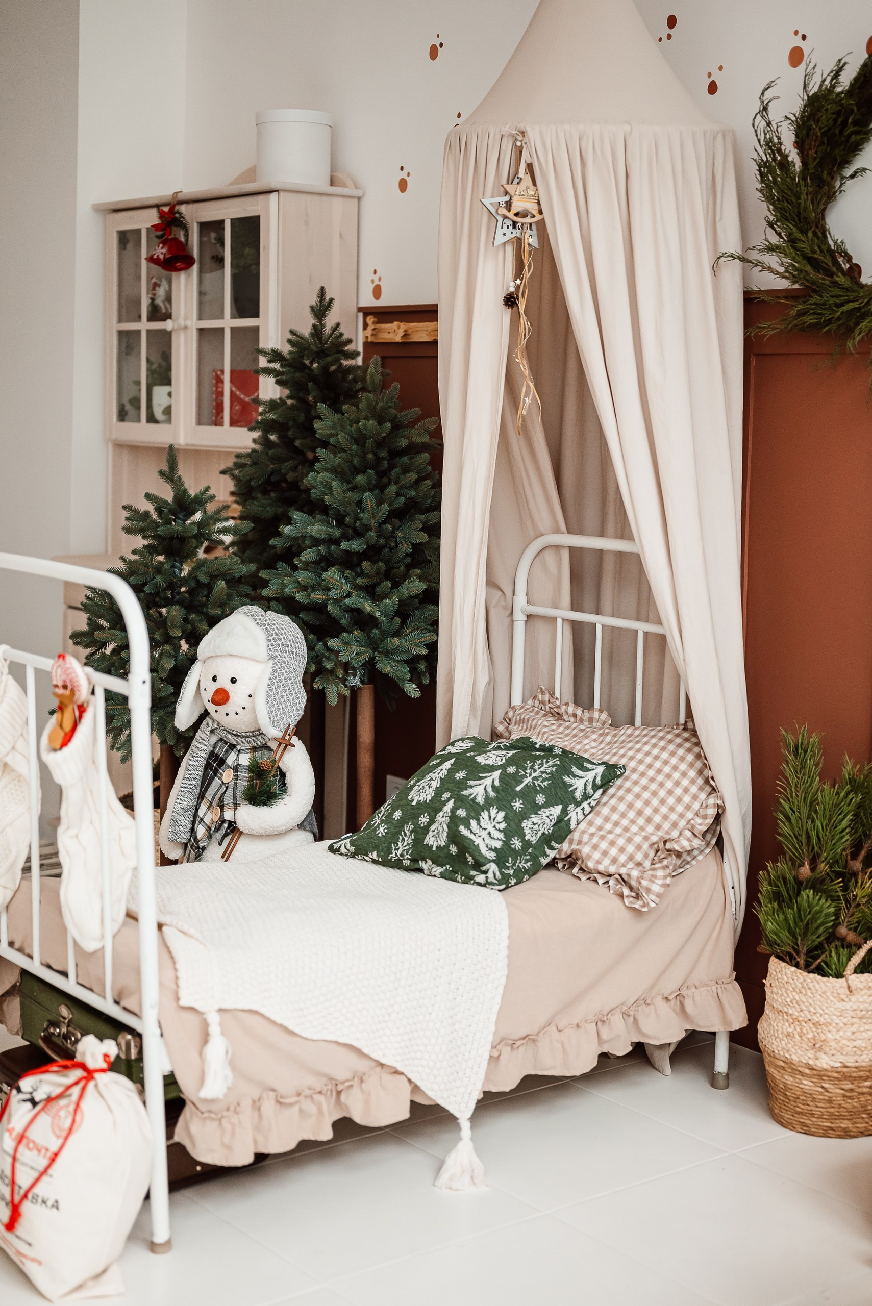 Фотостудия Persona. Понравилась студия? Напишите — организую съёмку именно здесь. Фотограф в Минске Людмила Дутко