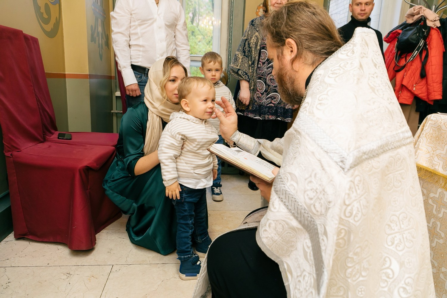 фотограф на крещение санкт петербург, справка о беседе перед крещением, сколько стоит крещение спб, лучшие храмы для крещения, крещение ребенка в спб цены, пушкин церковь узнать про крестины что нужно, что нельзя делать перед крещением, лучшие храмы для крещения, санкт петербург фотограф, крестить без крестных, всего один крестный, имя для крещения малыша