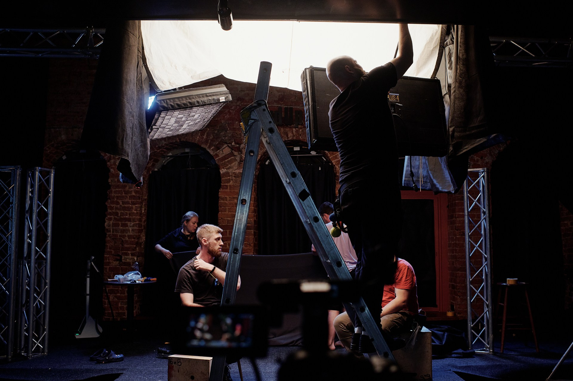 YouTube шоу «Чужие письма». Okunev Оператор-постановщик. Москва