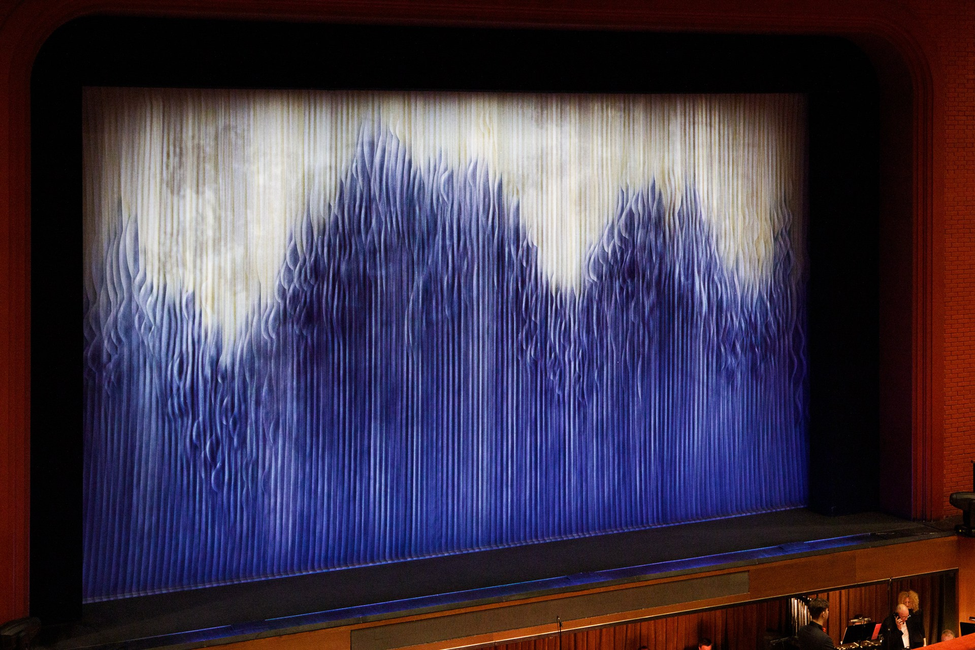 Мягкие декорации для сцены: искусство создания атмосферы. История занавеса. Превращаем идею в технологию