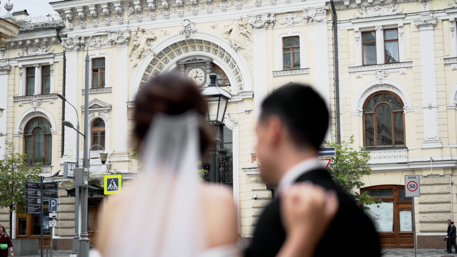Лучшие отели для свадебного утра в Москве. Свадебный видеограф в Москве Никонова Анна