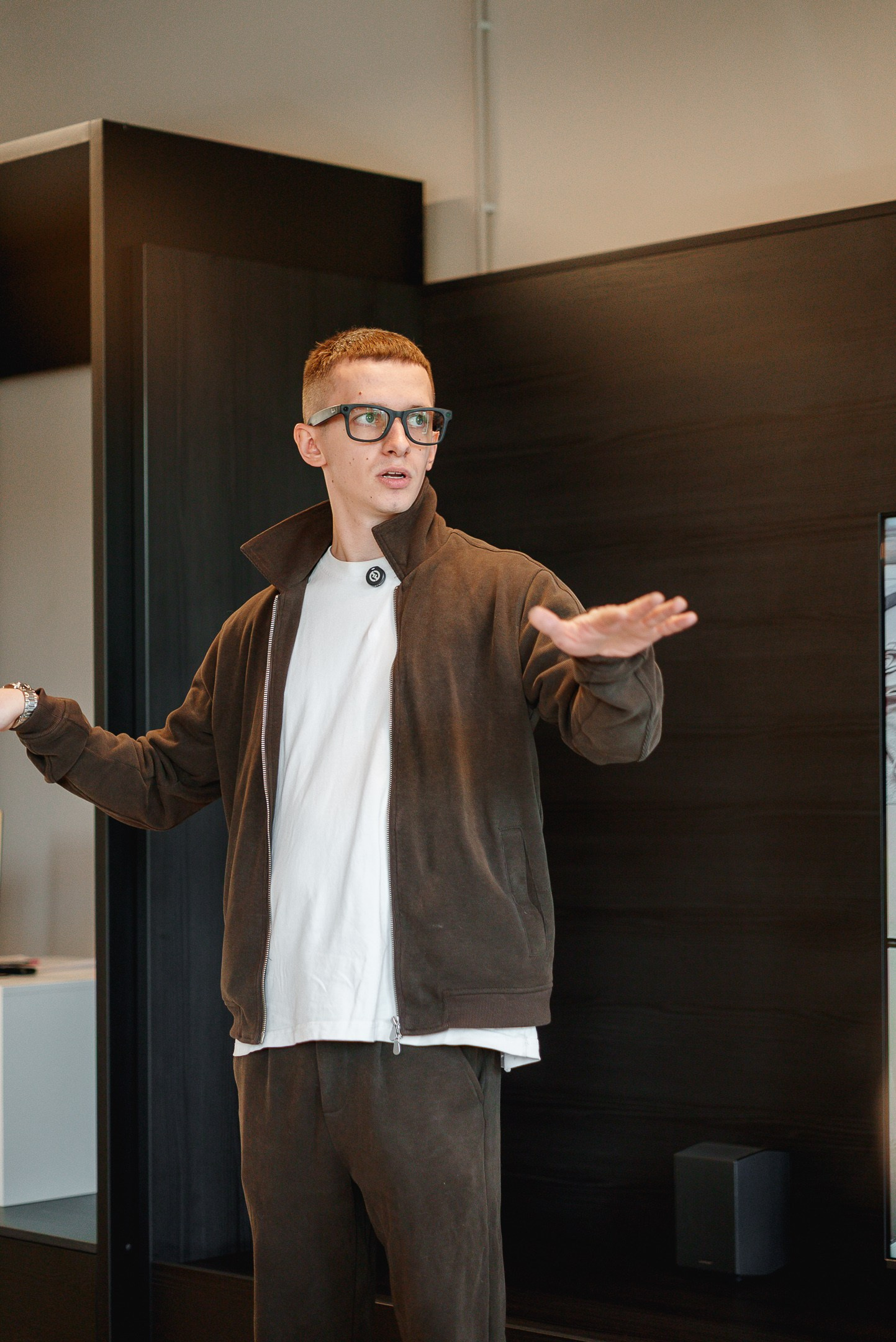 Презентация компании ПроПол | ProPol54. ВУД ТВОРЕЦ мебельная фабрика|ТВОРЕЦ студия мебели