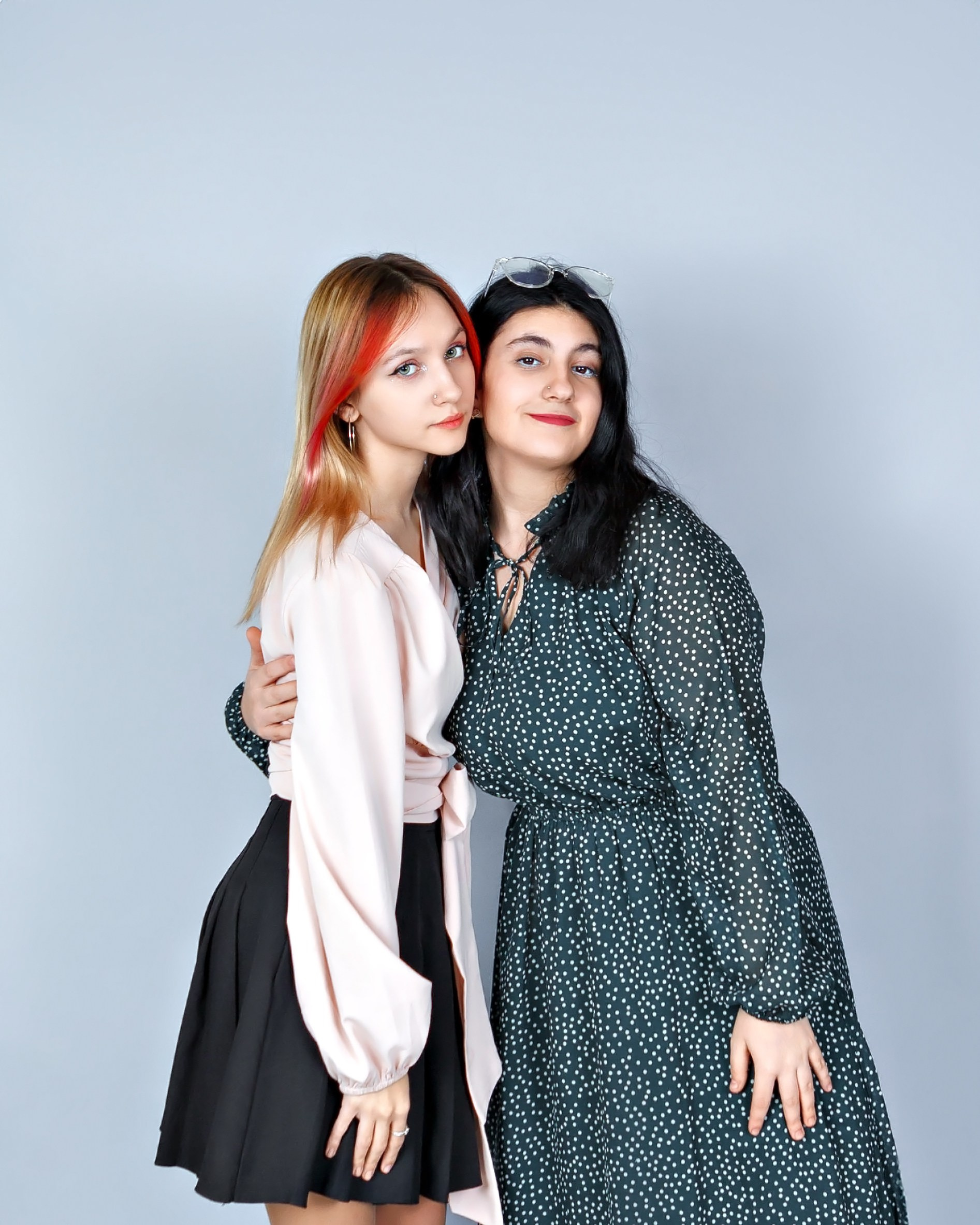 Выпускной альбом для 9 Класса. Выпускные альбомы и школьный фотограф в Подольске, Троицке, Щербинке, Москве и Московской области