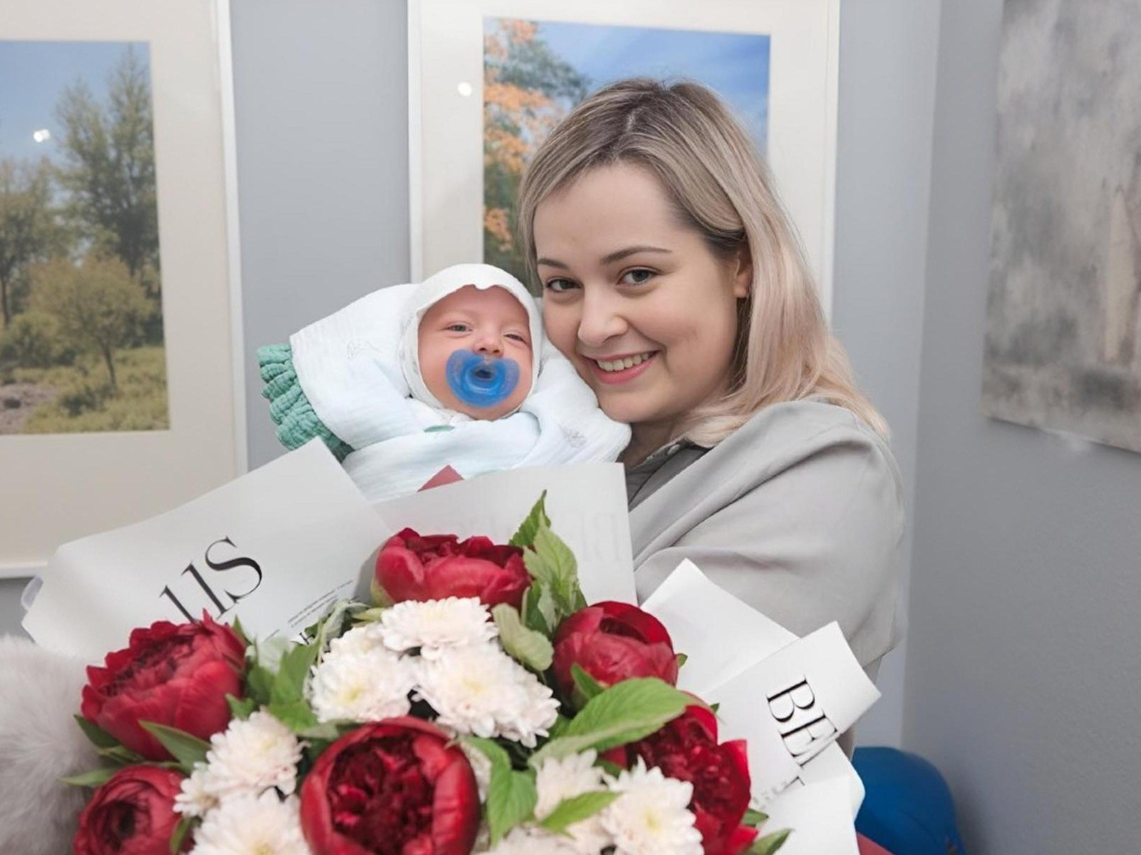 Фотосъемка выписки из роддома в Москве, заказать фотографа на выписку
