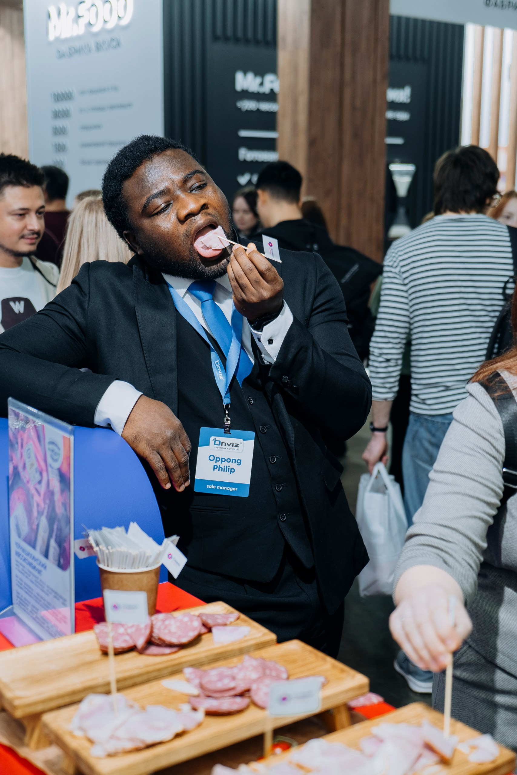 «Сладкая жизнь» на Продэкспо 2025: взгляд фотографа. Профессиональный репортажный фотограф в Москве Владимир Глаголев