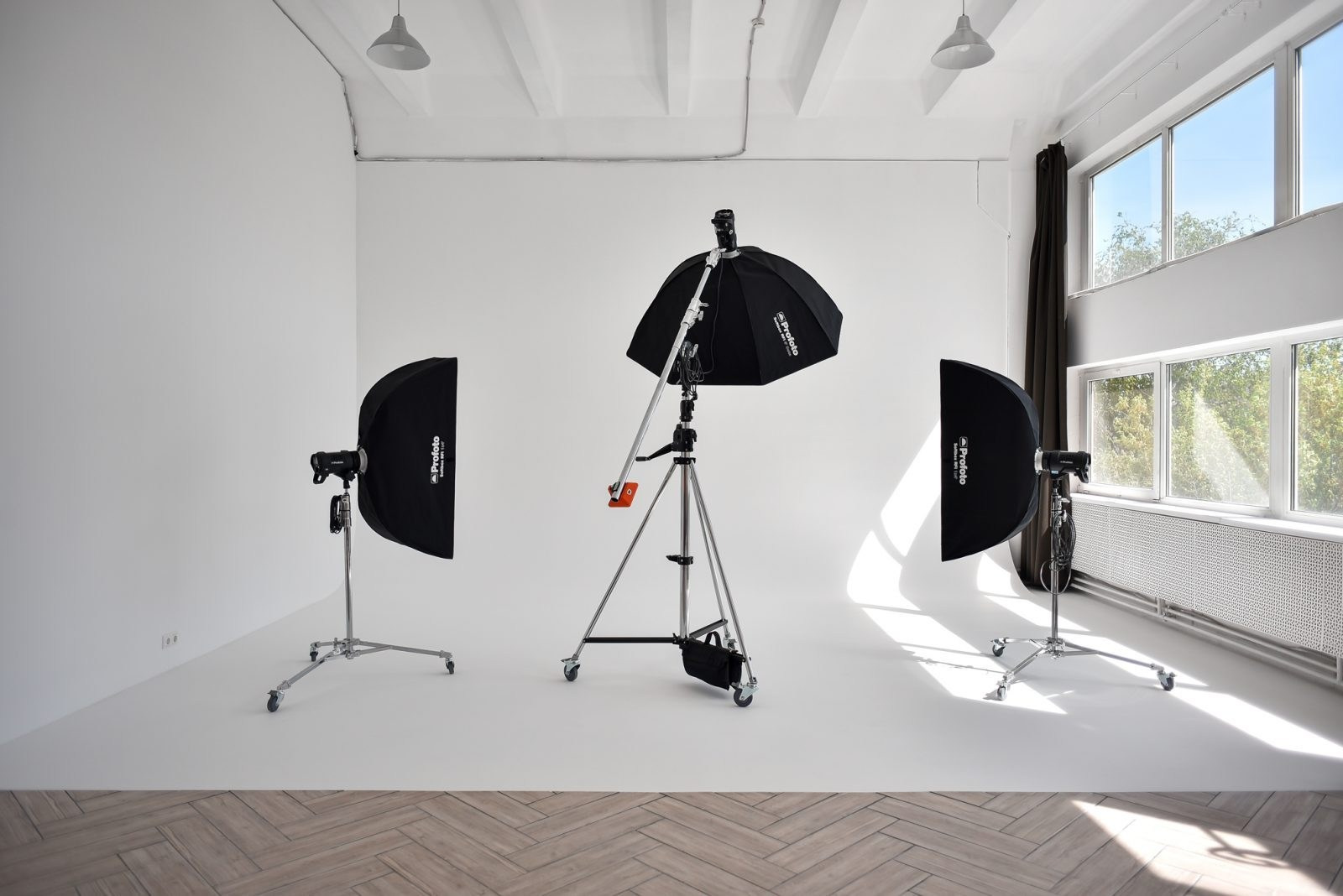 Фотостудии для бизнес / деловой фотосессии. Бизнес фотосессия и Деловой портрет в Москве — Фотограф Жуков Василий