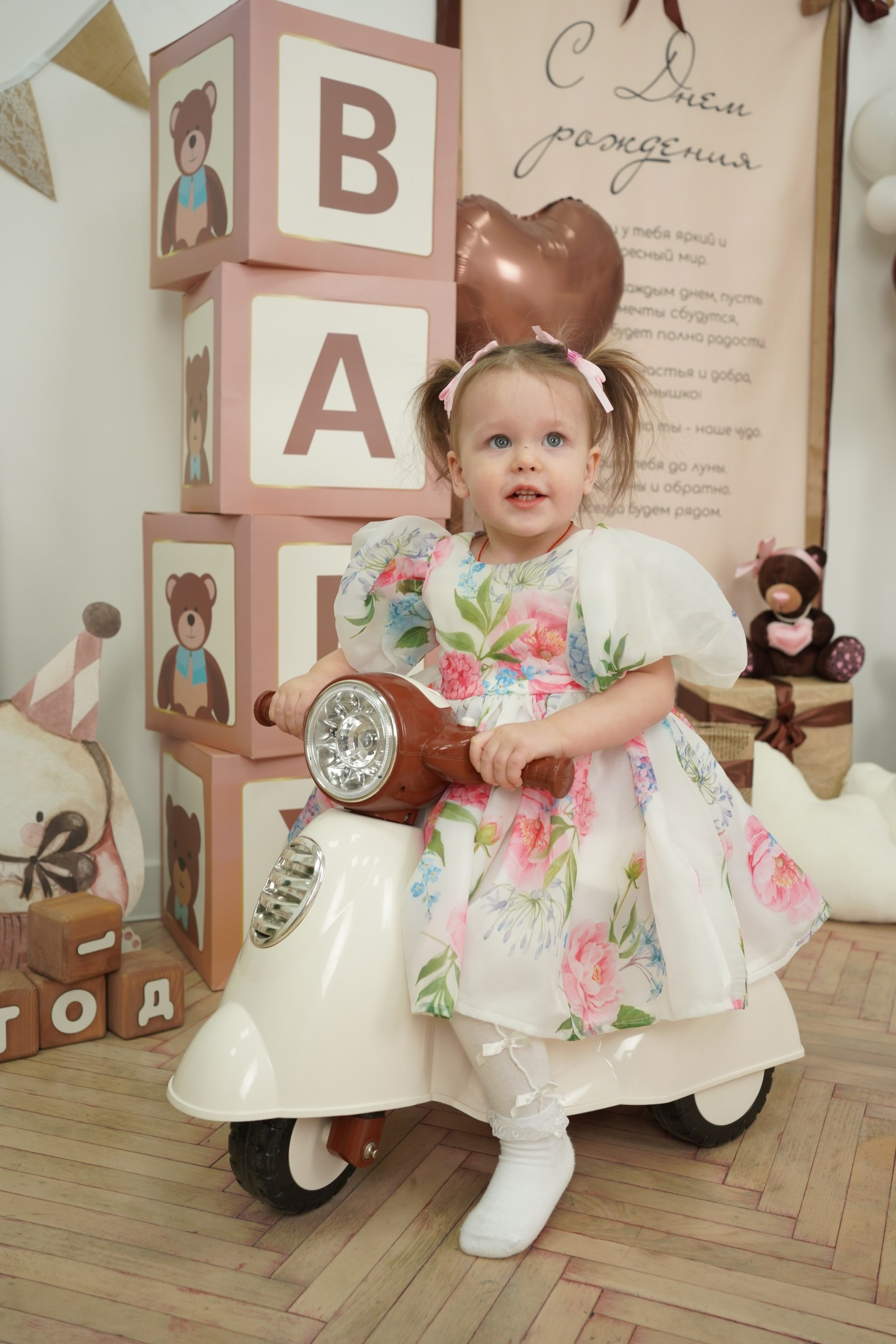 Фотоссесия на Годик для Девочки. Детская Фотостудия ГОДОВАСИКИ в Санкт-Петербурге фотосесия на годик