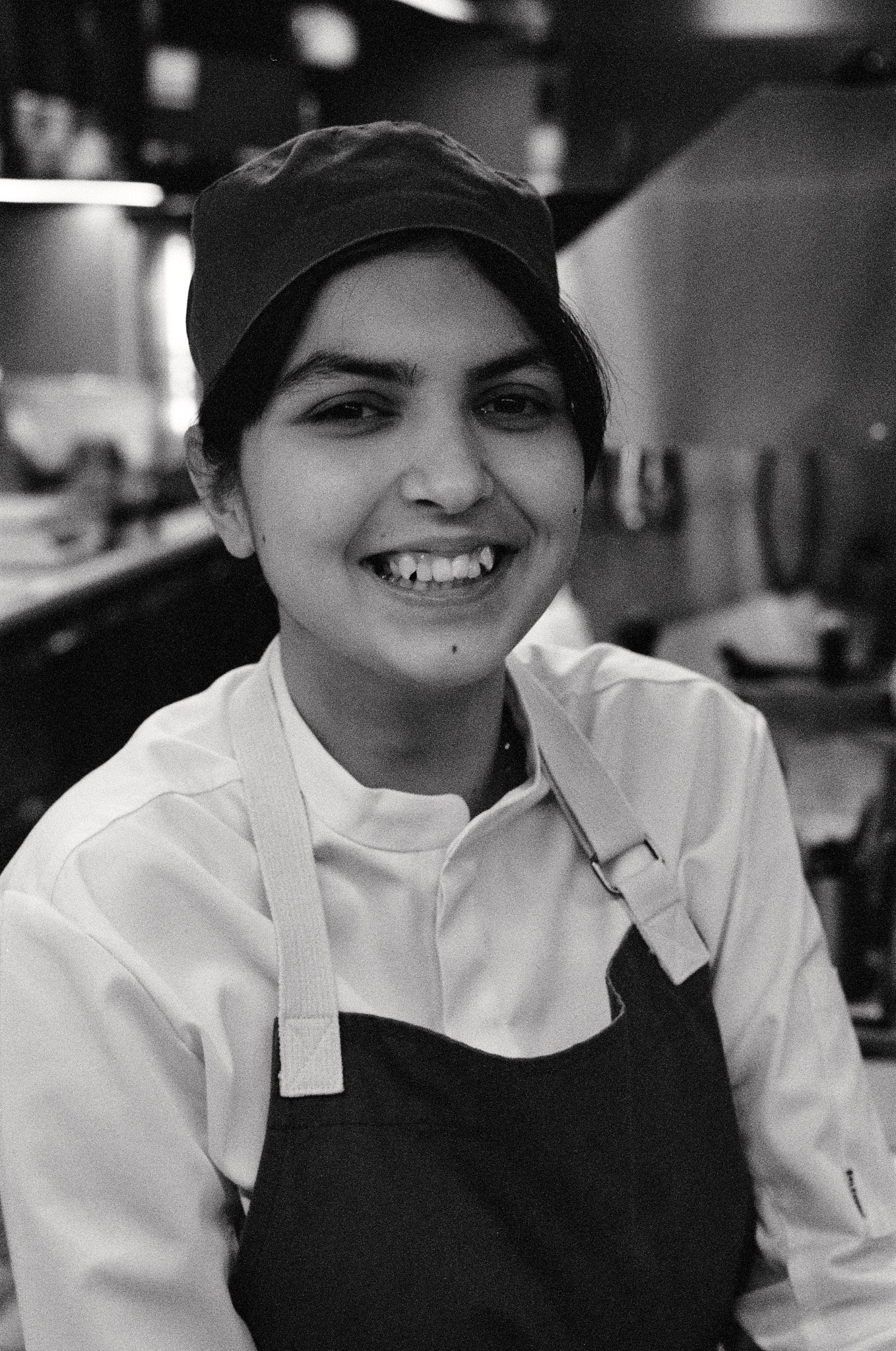 Жажда Крови. Часть 4. Другой Павел Поцелуев — плёночная фотография и мастерство мясного дела