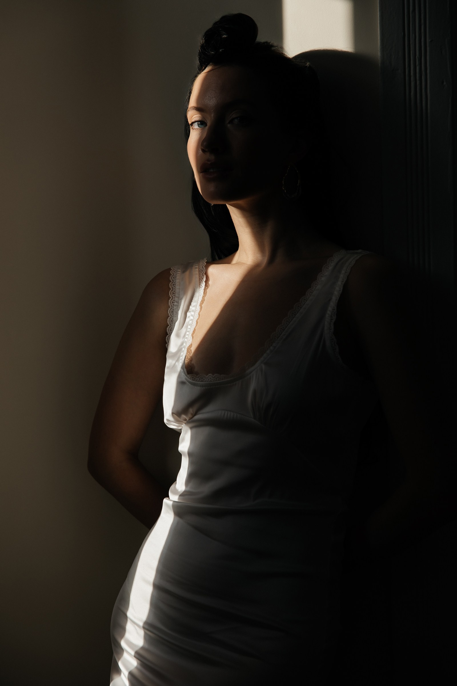 Женский портрет в студии. Свадебный фотограф в Москве Элина Ларченкова. Фото, которые цепляют