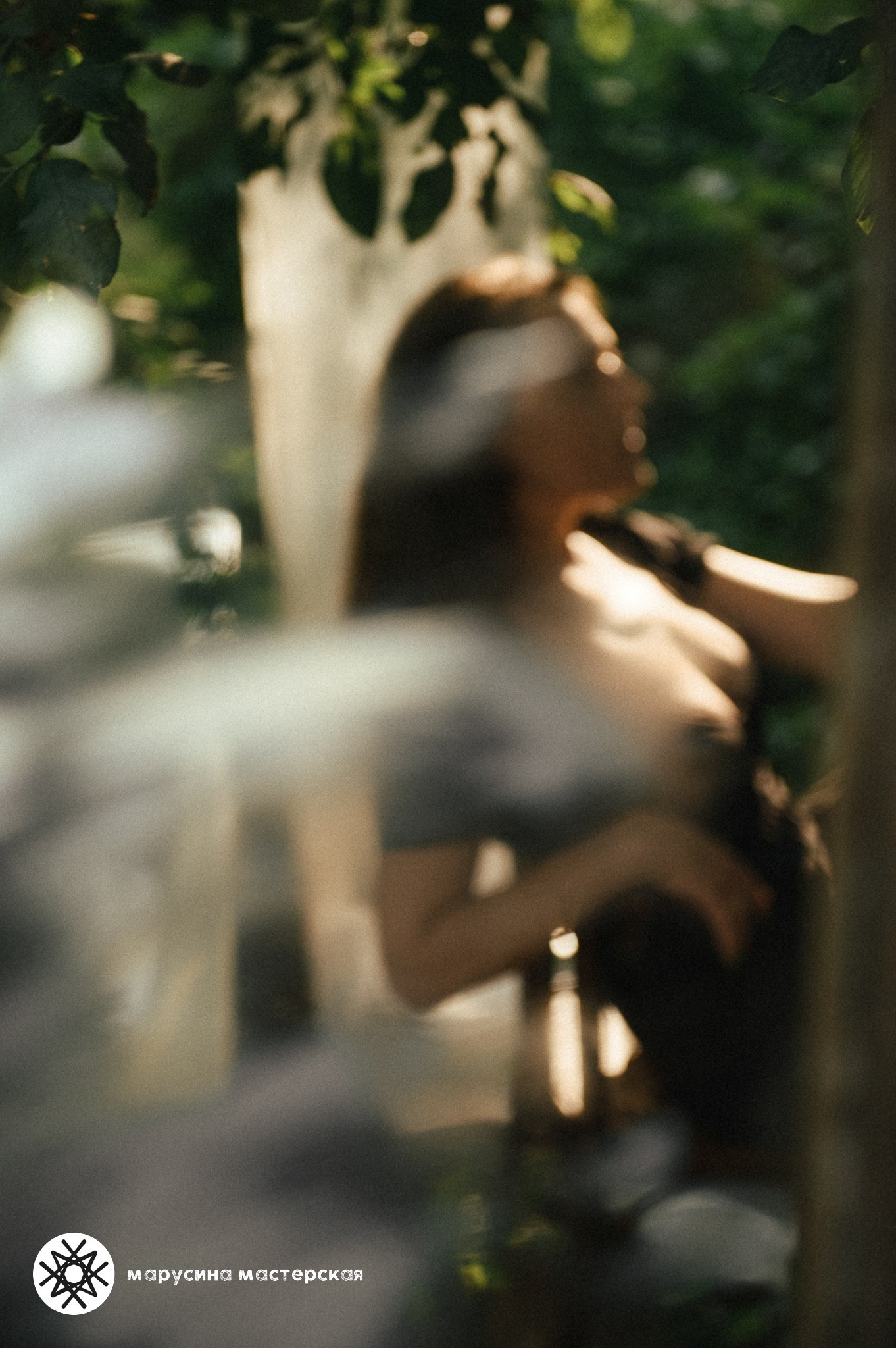 Авторская творческая фотография — женский портрет, стилизованный, эффект размытия, ощущение свободы