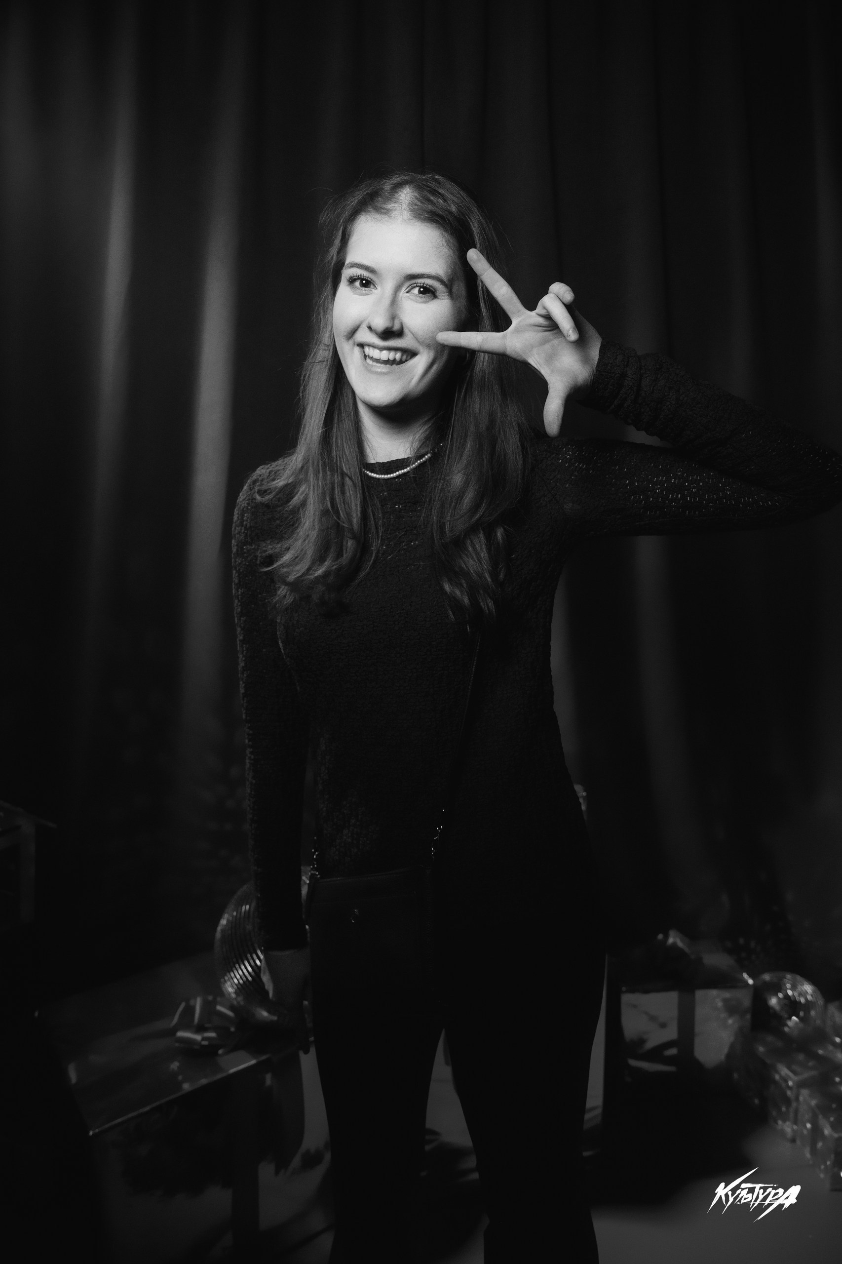 Фотосъемка в ночном клубе в Петропавловске-Камчатском, Репортажная съемка в клубе в Петропавловске-Камчатском, Профессиональная съемка ночной жизни в Петропавловске-Камчатском, Энергичные и атмосферные фото в клубе Камчатки, Стоимость и цена услуг клубной фотосъемки в Петропавловске-Камчатском.