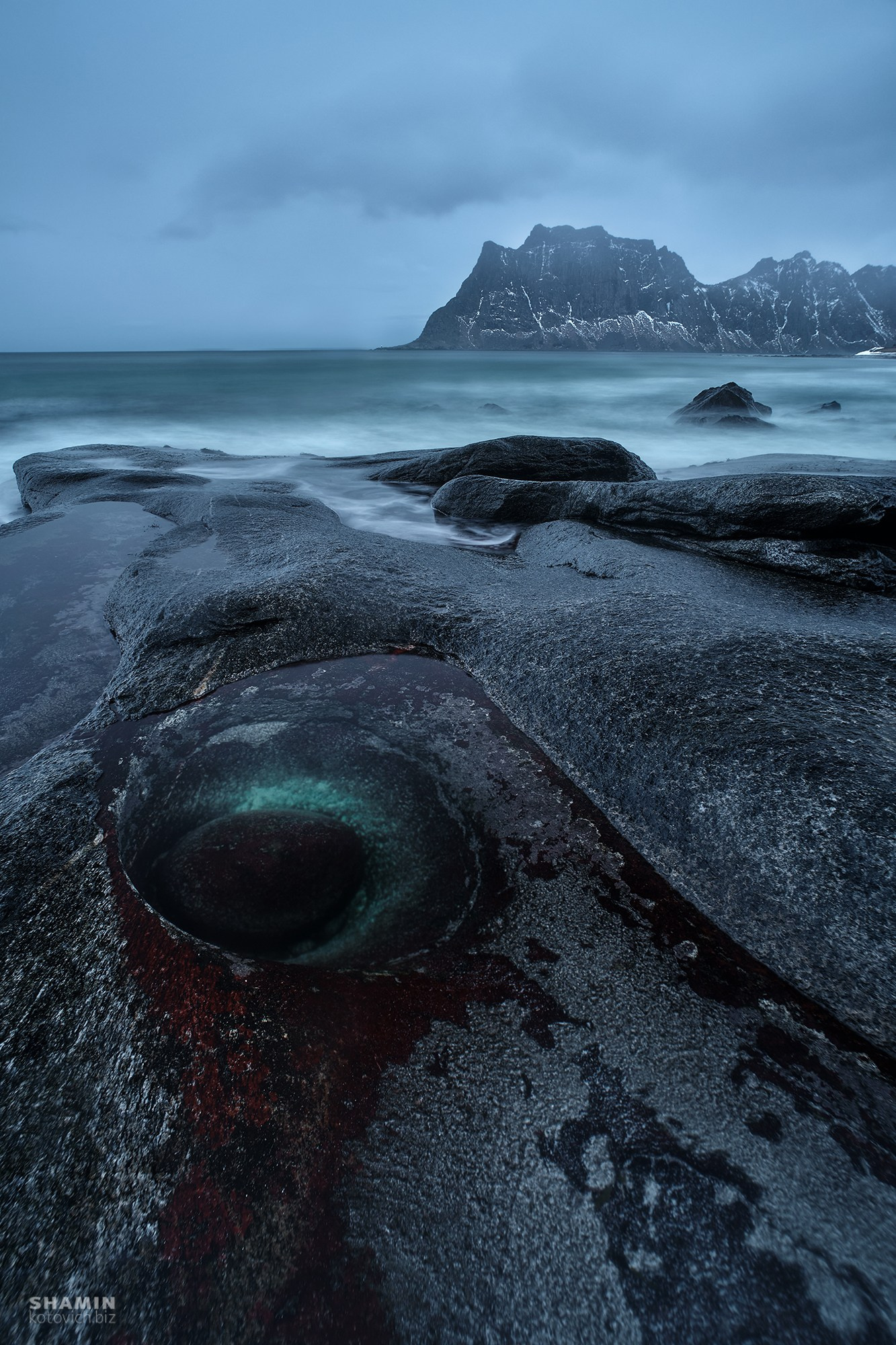 Лофотенские острова — пейзажи, северное сияние и море. Фотограф Константин Шамин. Фотограф Константин Шамин