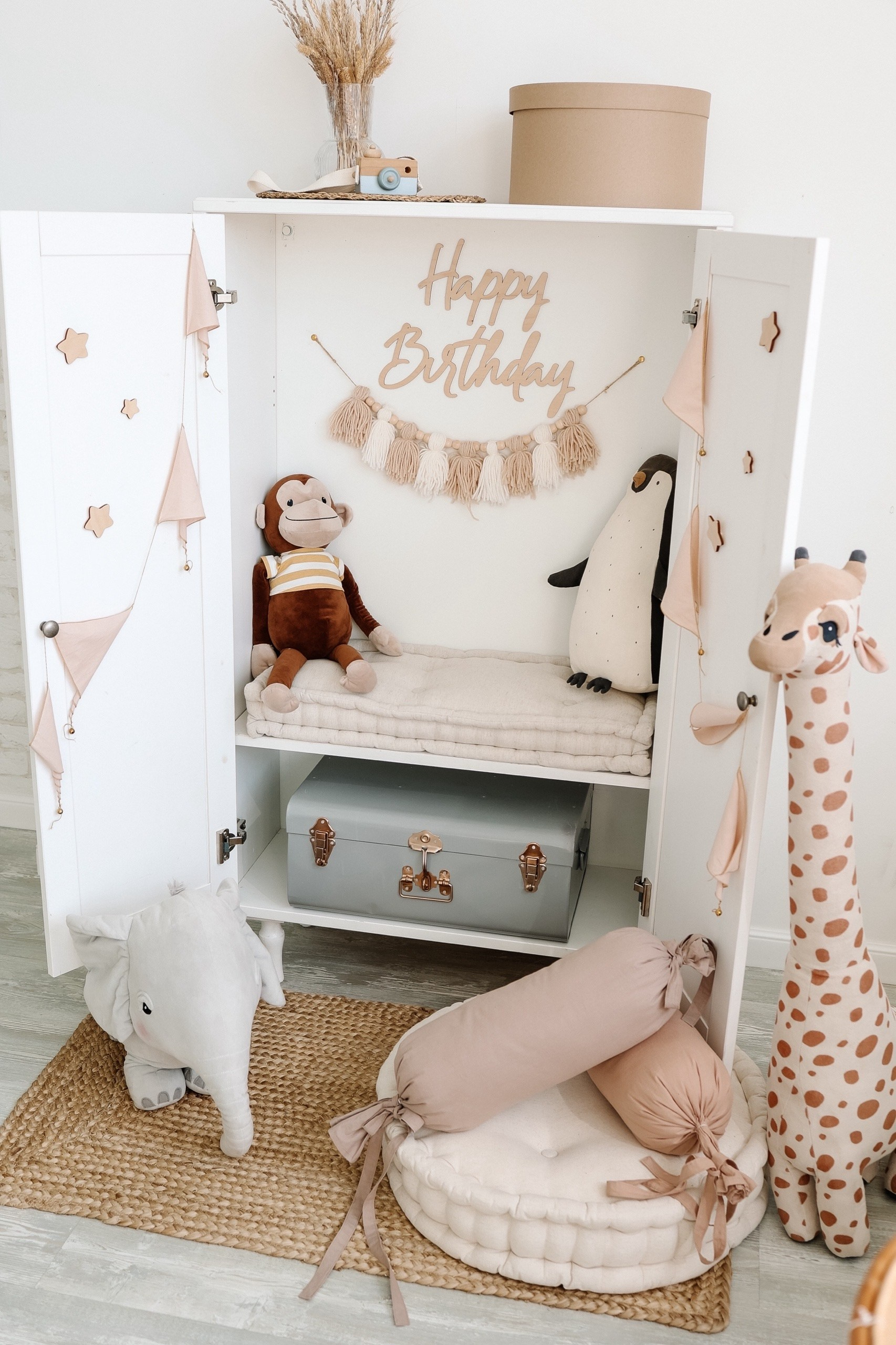 Фотостудии Екатеринбурга. Ирина Кан Фотограф новорожденных в Екатеринбурге