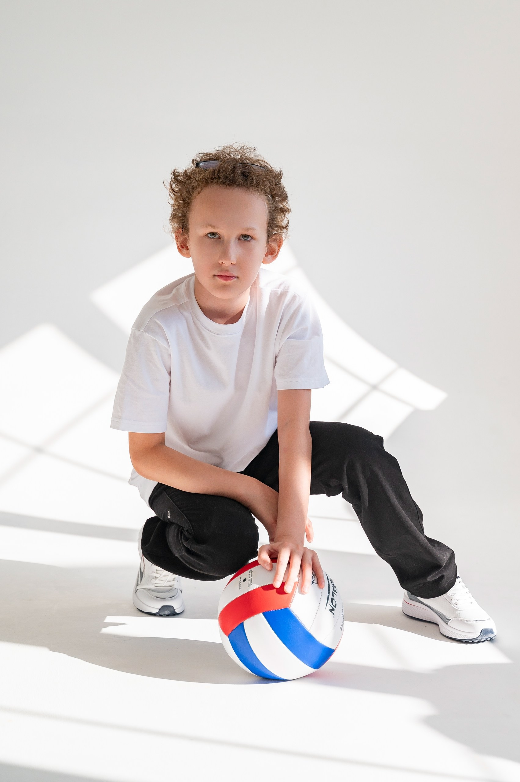 Фотосессия для мальчика 10 лет | Яркие кадры для вашего фотоальбома