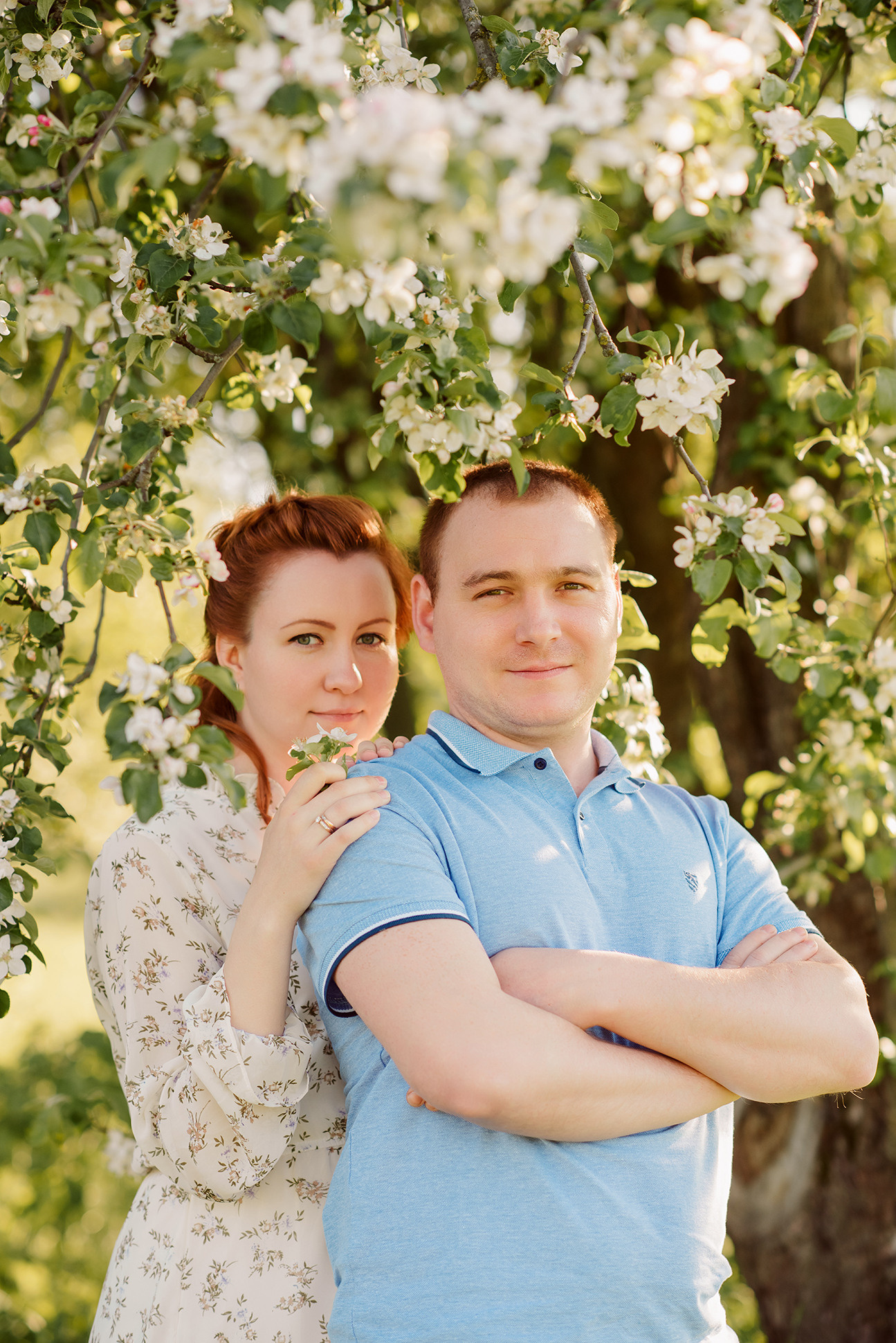 Фотосессия в яблонях в СПб, Фотосессия в цветении СПб. Семейный и Свадебный фотограф. Санкт-Петербург. Пушкин