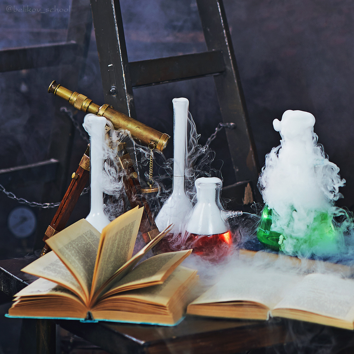 Общая информация про школьные альбомы. Школьный фотограф Сергей Беликов