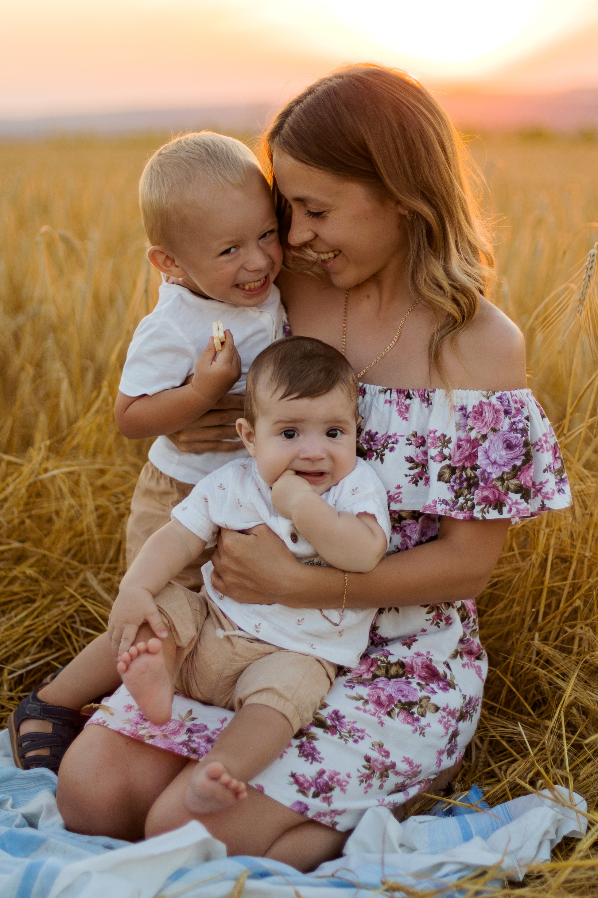 Джагинян Ярослава - фотограф новорожденных г. Воронеж, г. Алексеевка