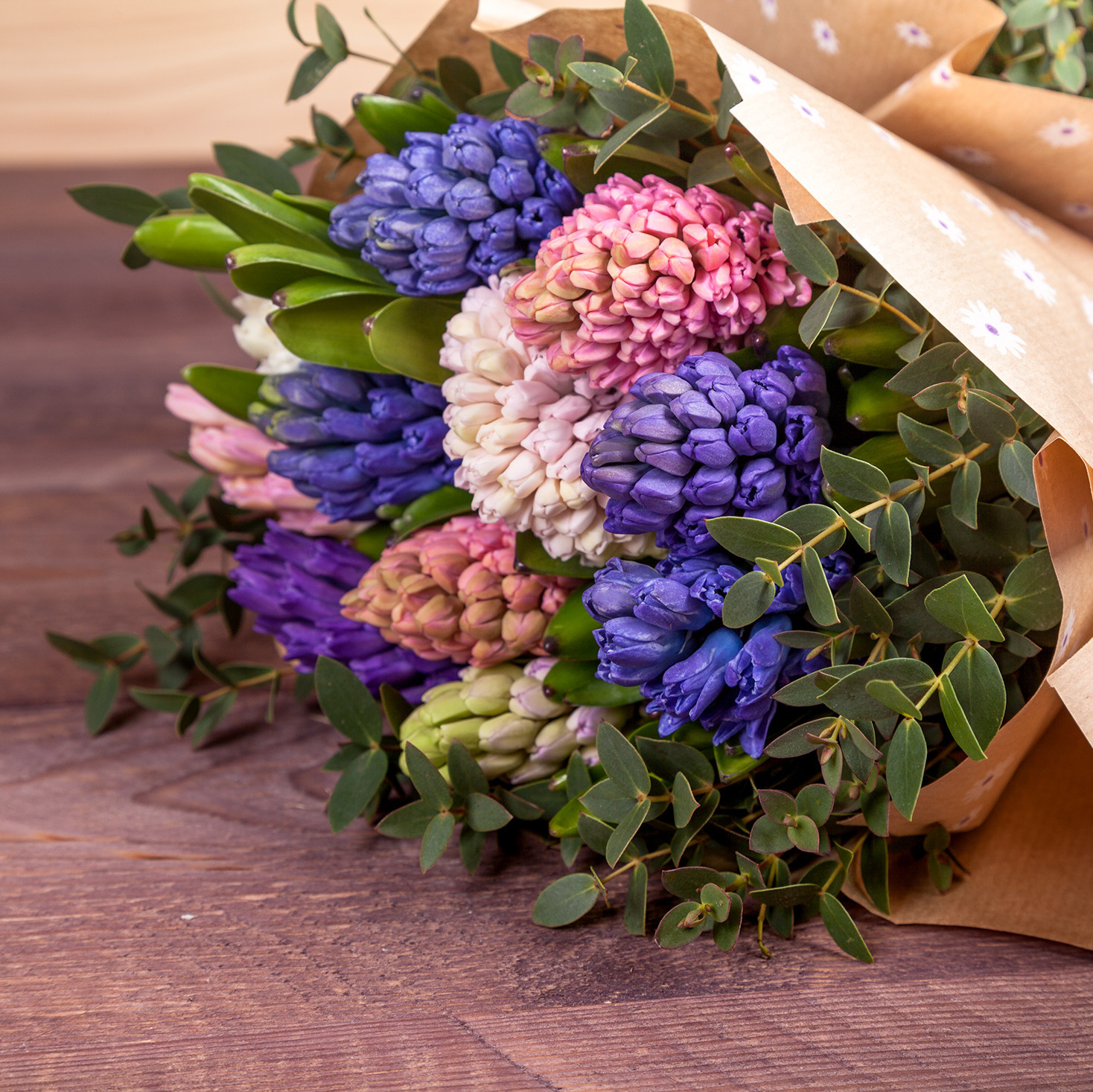 8 марта букет из гиацинтов. Флорист Маргарита Гладкова