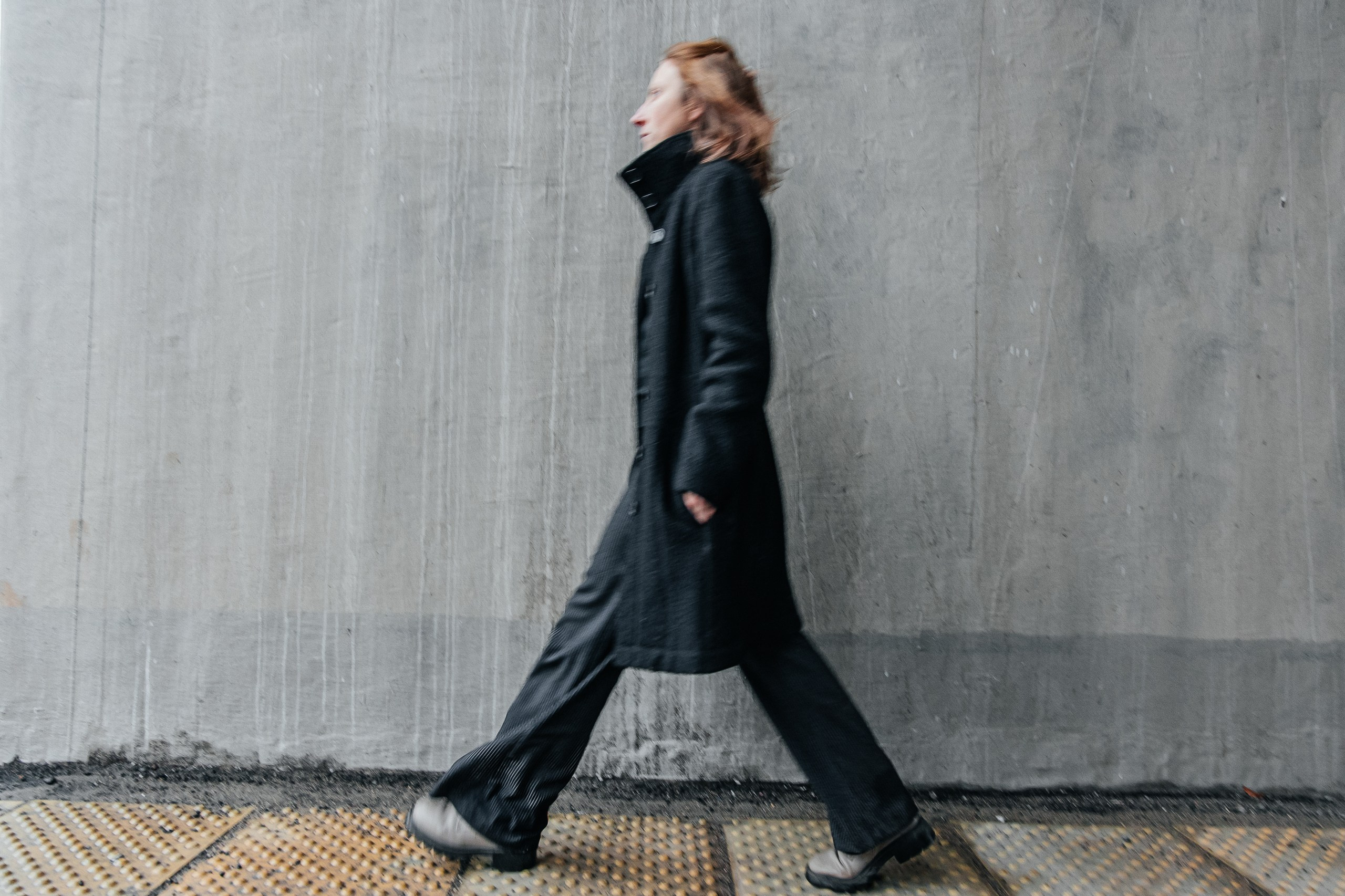 Мост в Рыбинске, графичные линии и формы, монохромная фотосъёмка с Настей, лёгкие цветовые акценты