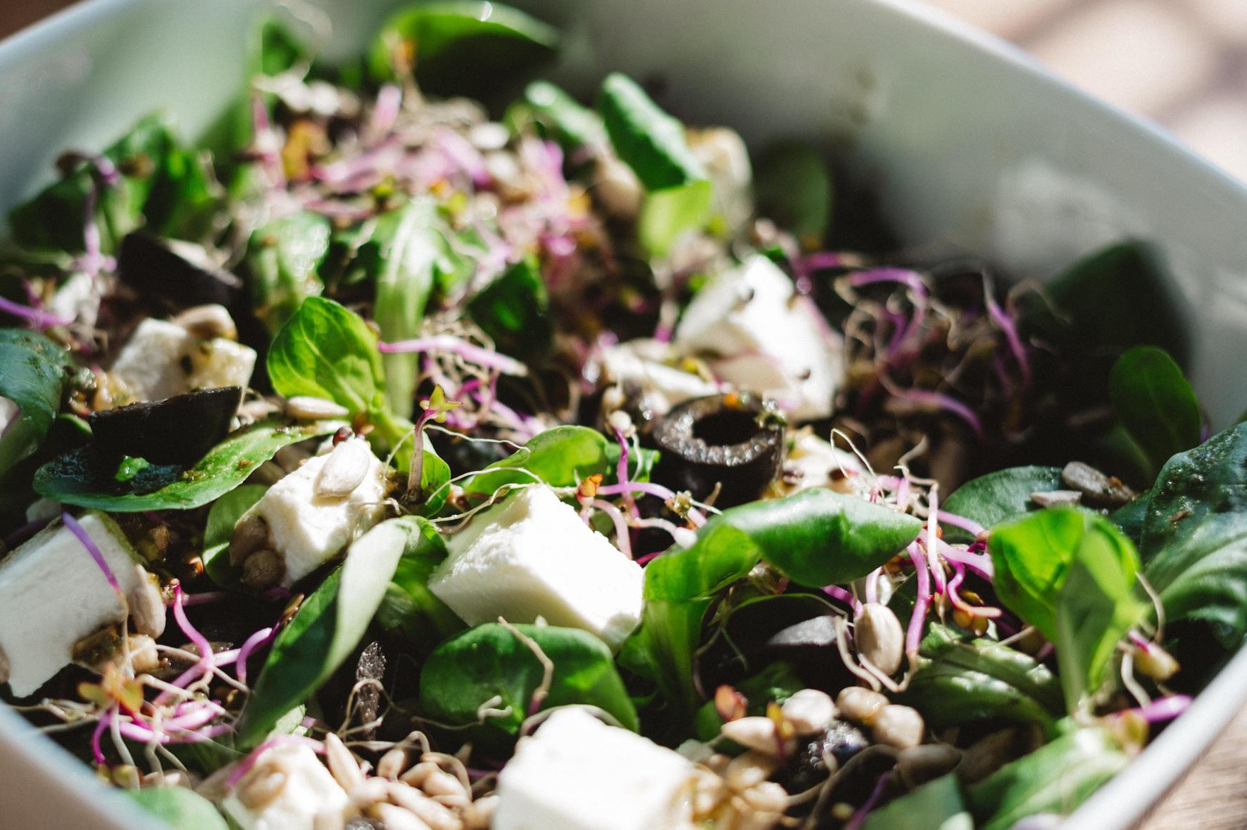 Вегетарианское меню Салат с булгуром и нежным тофу