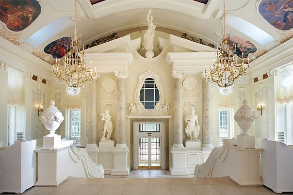 4 закрытых места рядом с Петергофом для свадебной фотосессии в дождь. Свадебный фотограф в Санкт-Петербурге Венера Ахметова