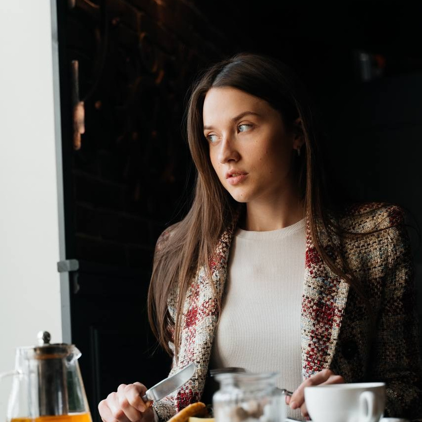 Контакты. Предметный и фуд фотограф в Саратове Алина Кравец