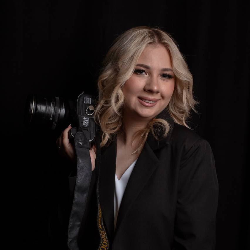 Контакты. Фотограф Виктория Ахметова Казань Москва