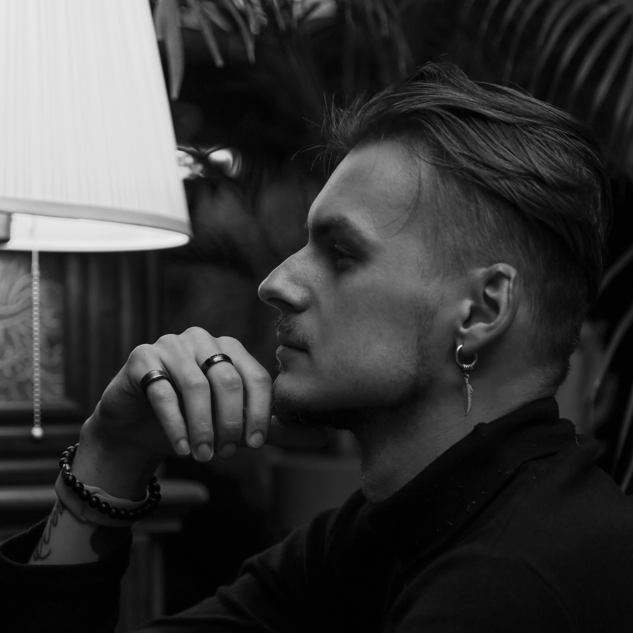 Контакты. Photo by Volanchiek