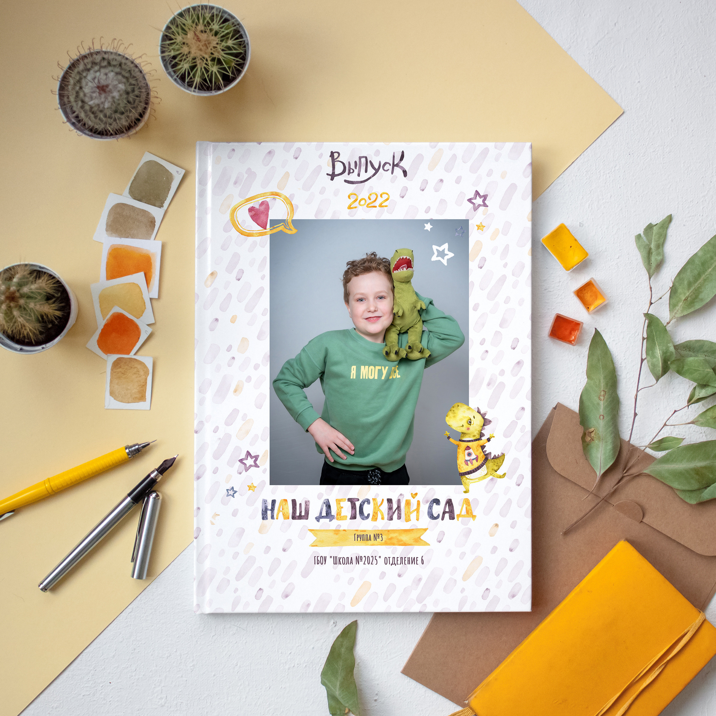 Дизайны выпускных книг для детского сада. Семейный и детский фотограф в Москве Роксана Давлятерова