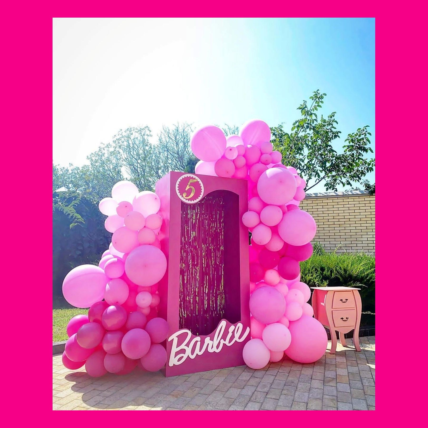 Фотозона коробка Барби. Студия праздничного декора