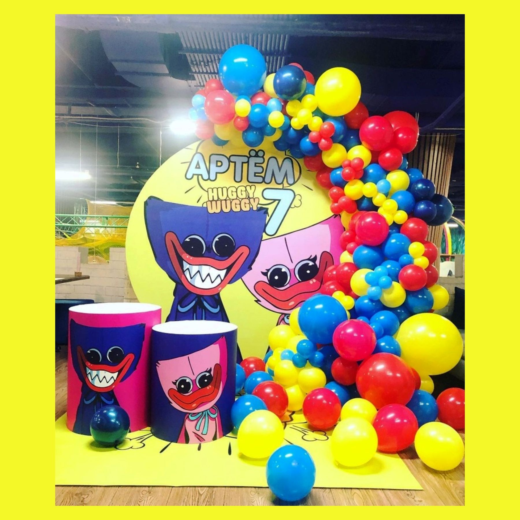 Круглая фотозона. Студия праздничного декора