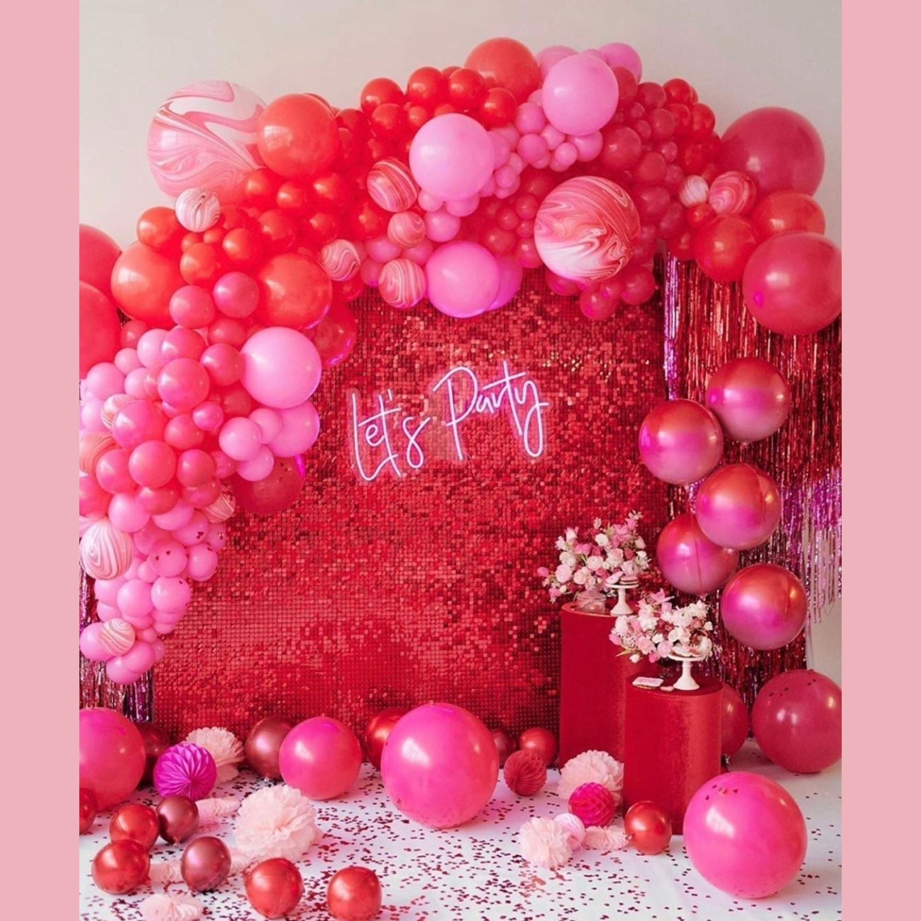 Фотозона из пайеток. Студия праздничного декора