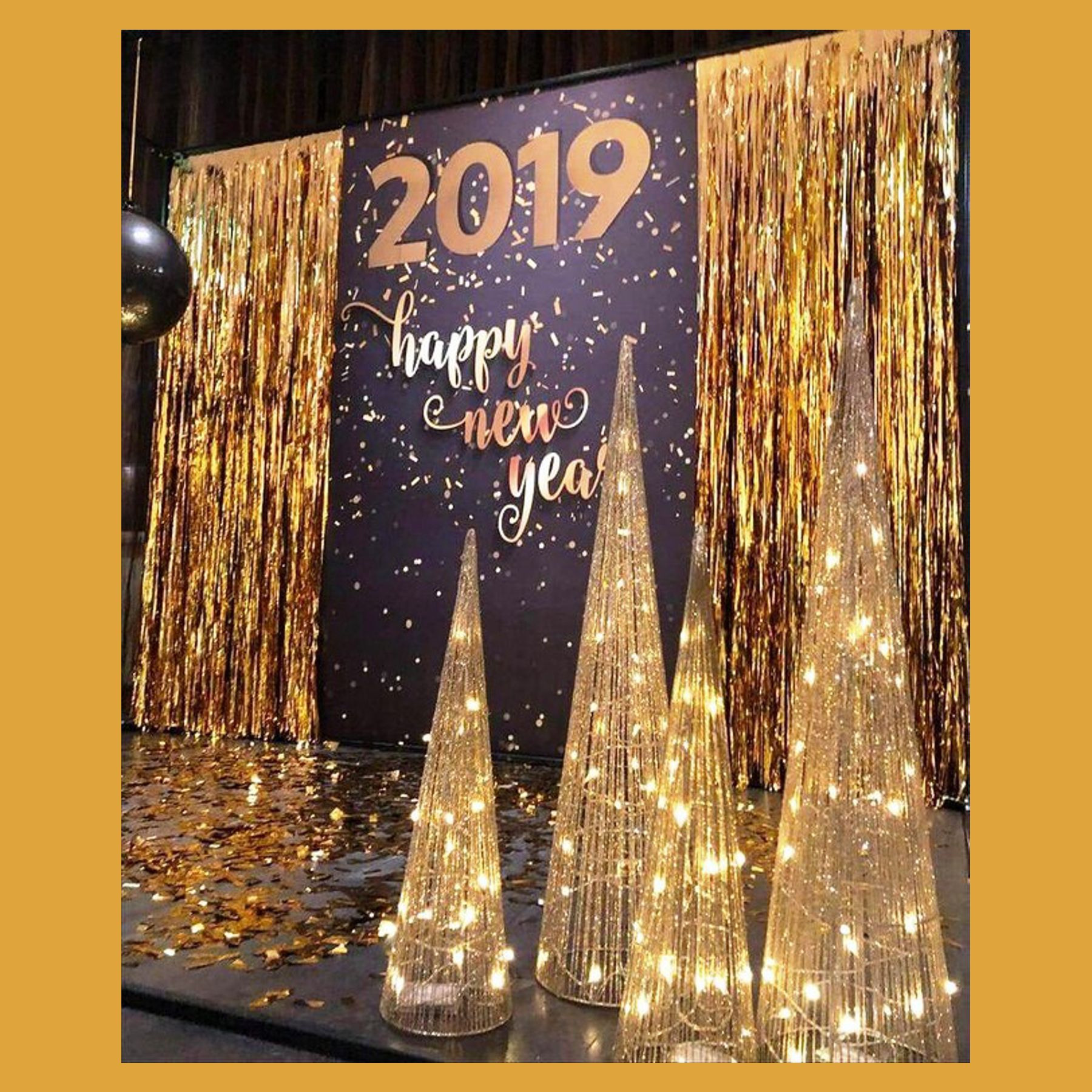 Фотозона с дождиком. Студия праздничного декора